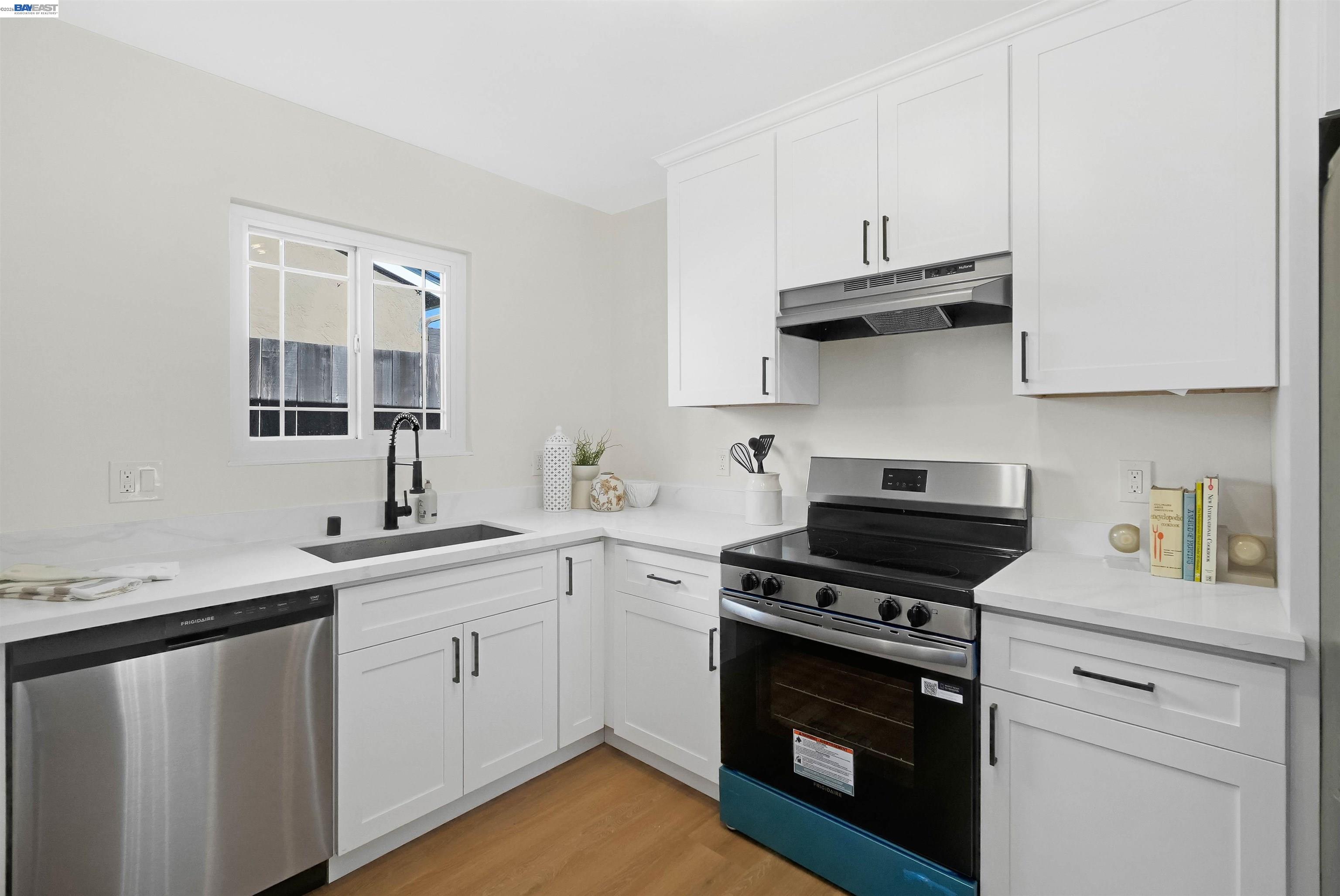 Detail Gallery Image 17 of 47 For 6241 Cotton Ave, Newark,  CA 94560 - 4 Beds | 2 Baths