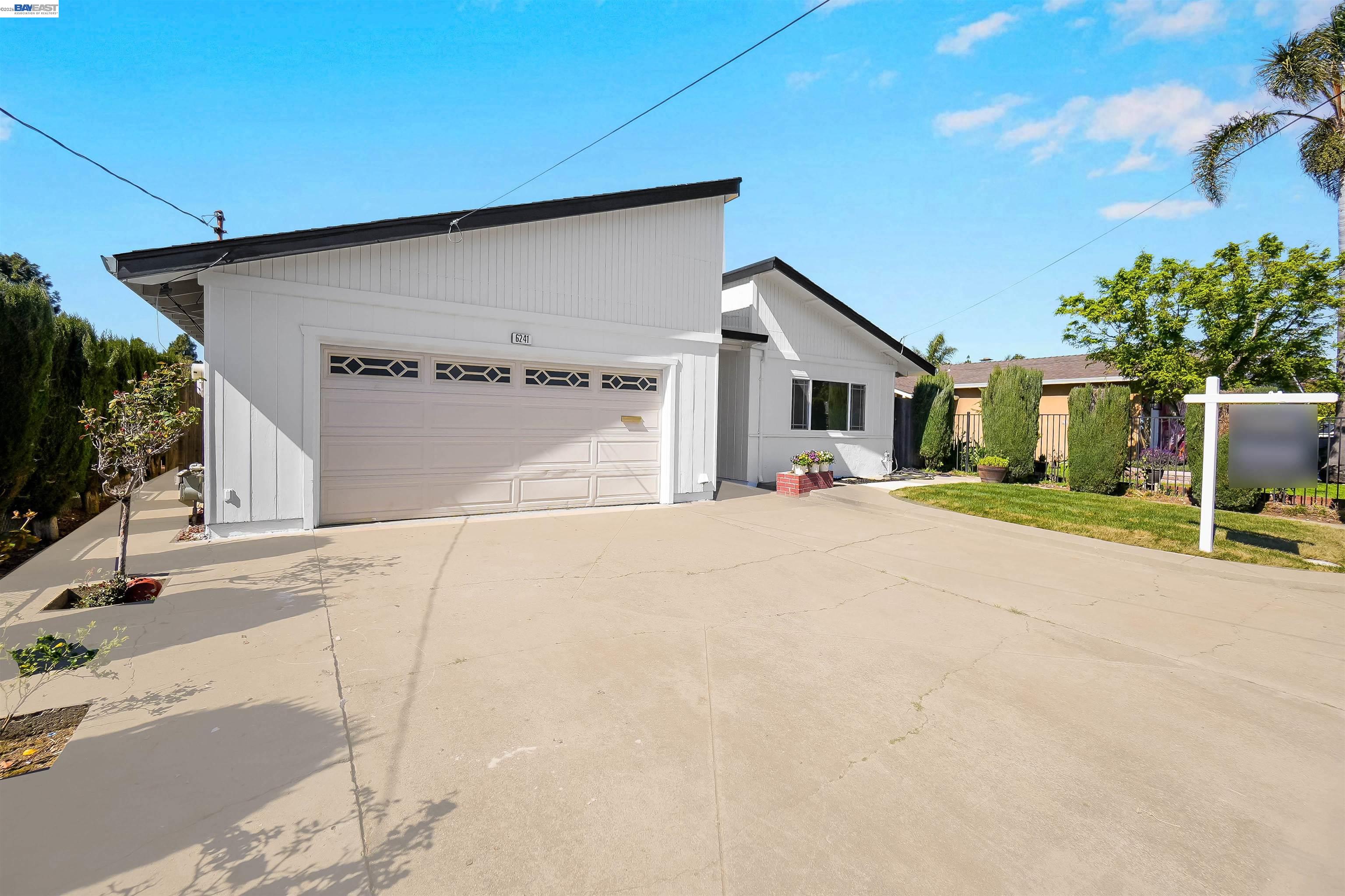 Detail Gallery Image 3 of 47 For 6241 Cotton Ave, Newark,  CA 94560 - 4 Beds | 2 Baths