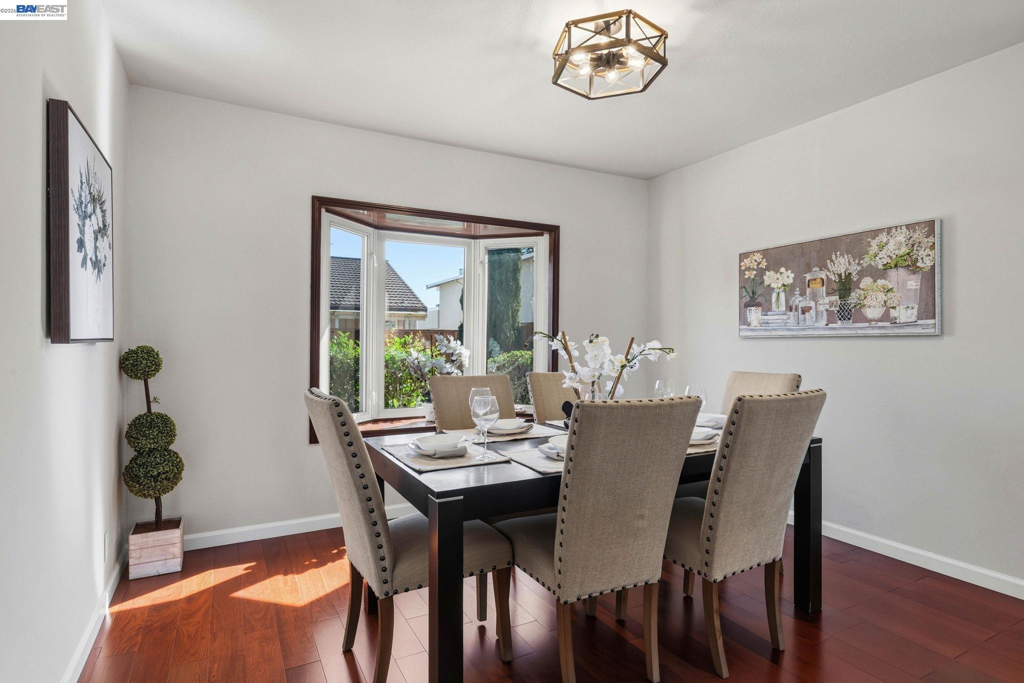 Detail Gallery Image 19 of 42 For 330 Tampa Ct, Foster City,  CA 94404 - 4 Beds | 2/1 Baths