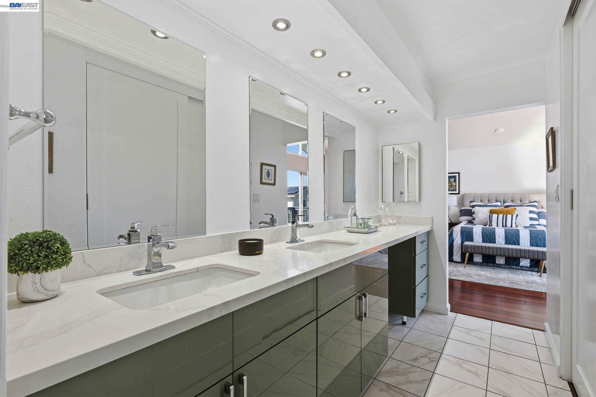 Detail Gallery Image 29 of 42 For 330 Tampa Ct, Foster City,  CA 94404 - 4 Beds | 2/1 Baths