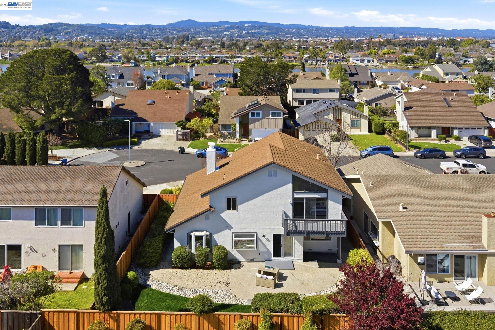 Detail Gallery Image 38 of 42 For 330 Tampa Ct, Foster City,  CA 94404 - 4 Beds | 2/1 Baths