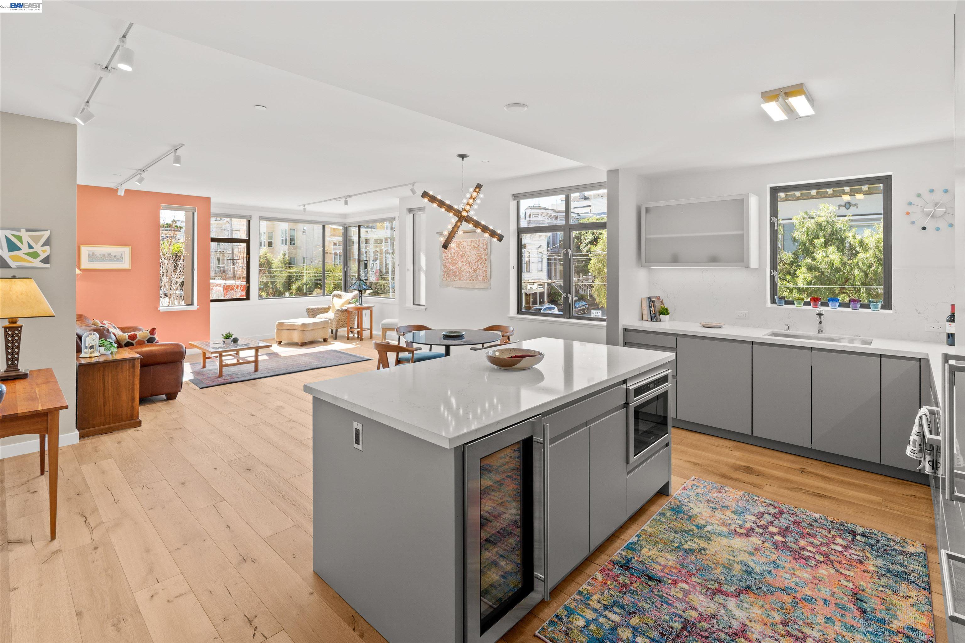 Detail Gallery Image 13 of 59 For 580 Hayes St #203,  San Francisco,  CA 94102 - 2 Beds | 2 Baths