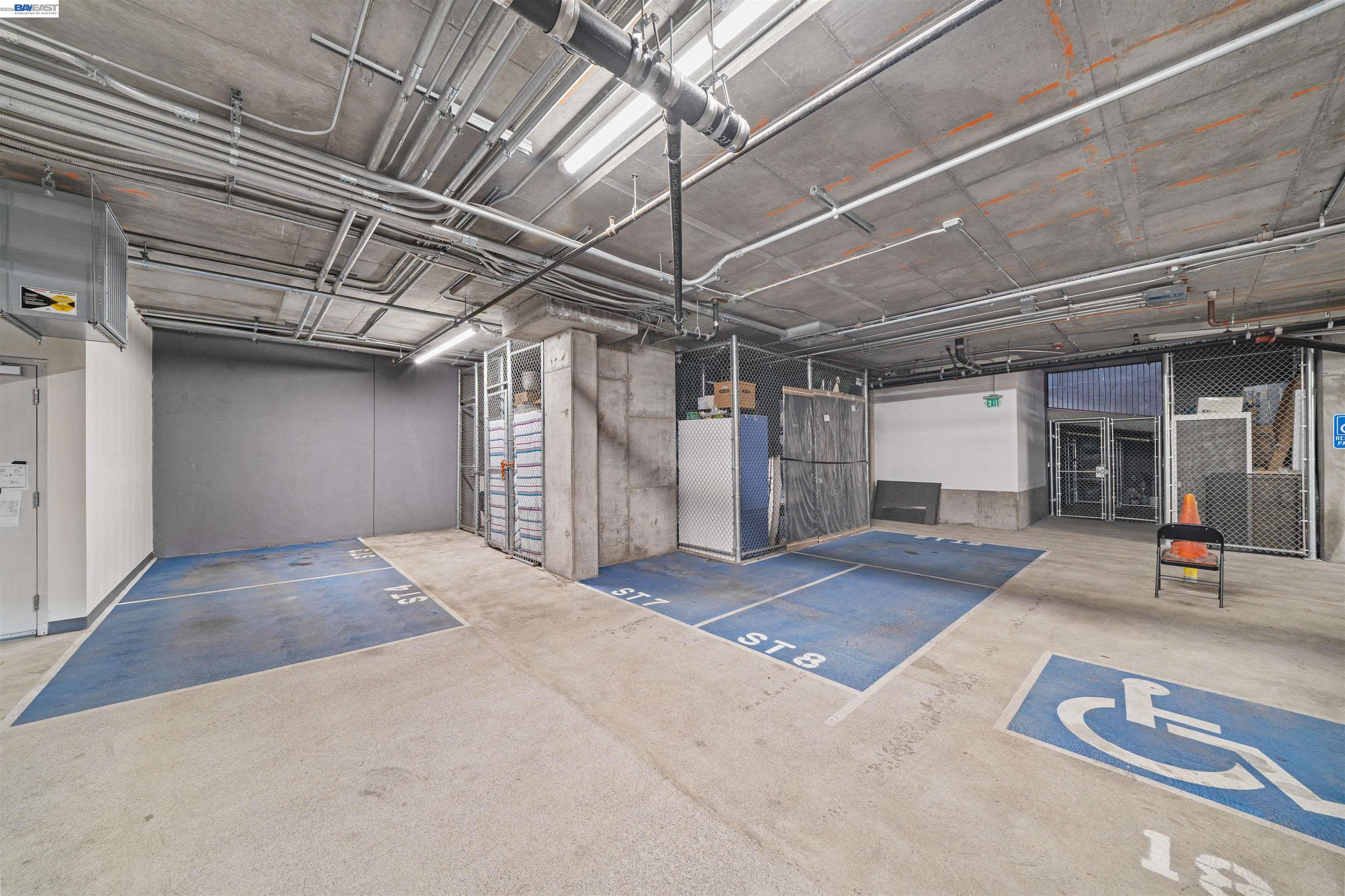 Detail Gallery Image 43 of 59 For 580 Hayes St #203,  San Francisco,  CA 94102 - 2 Beds | 2 Baths