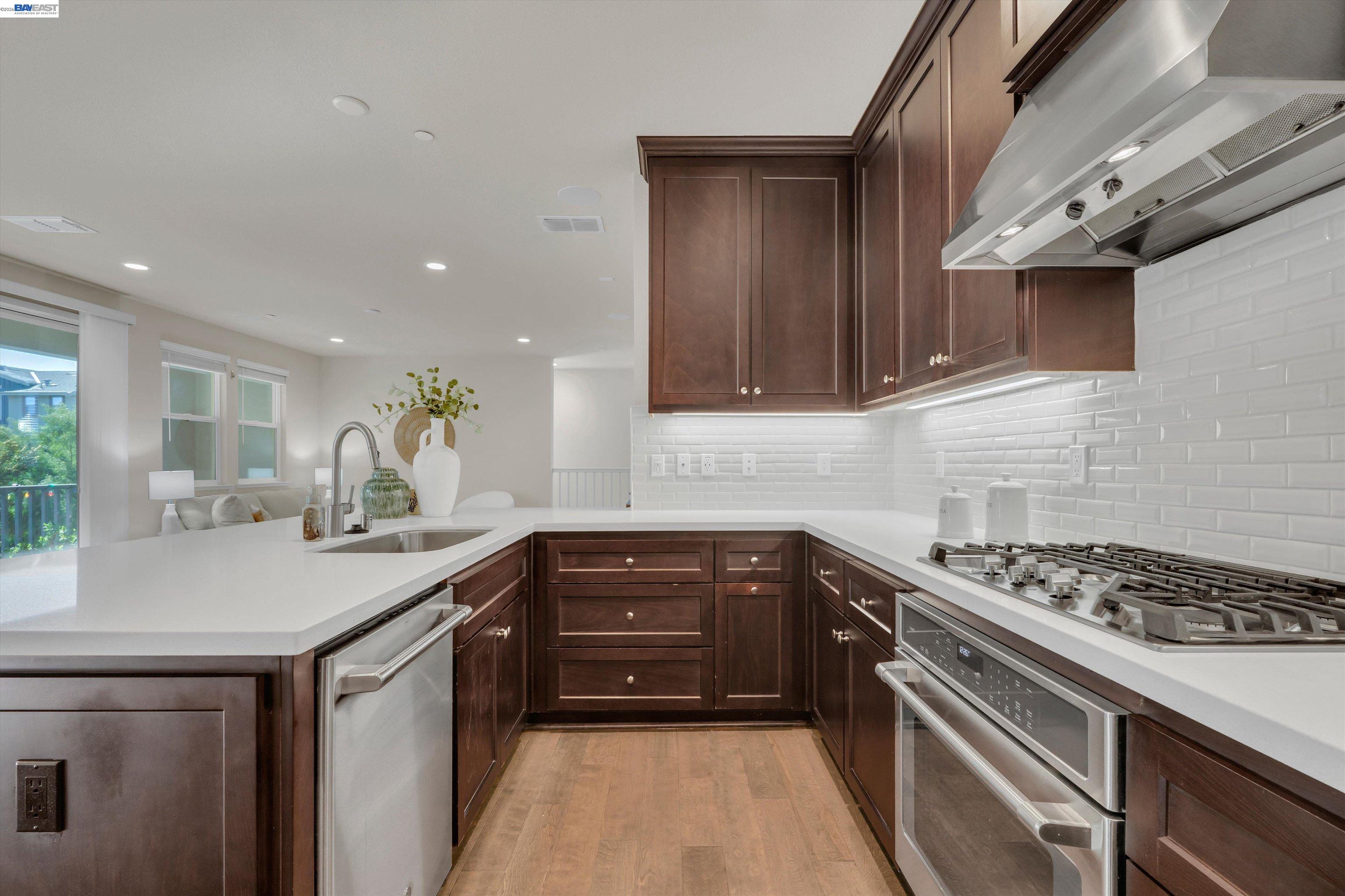 Photo #7: 41126913 Listing: Photo #7