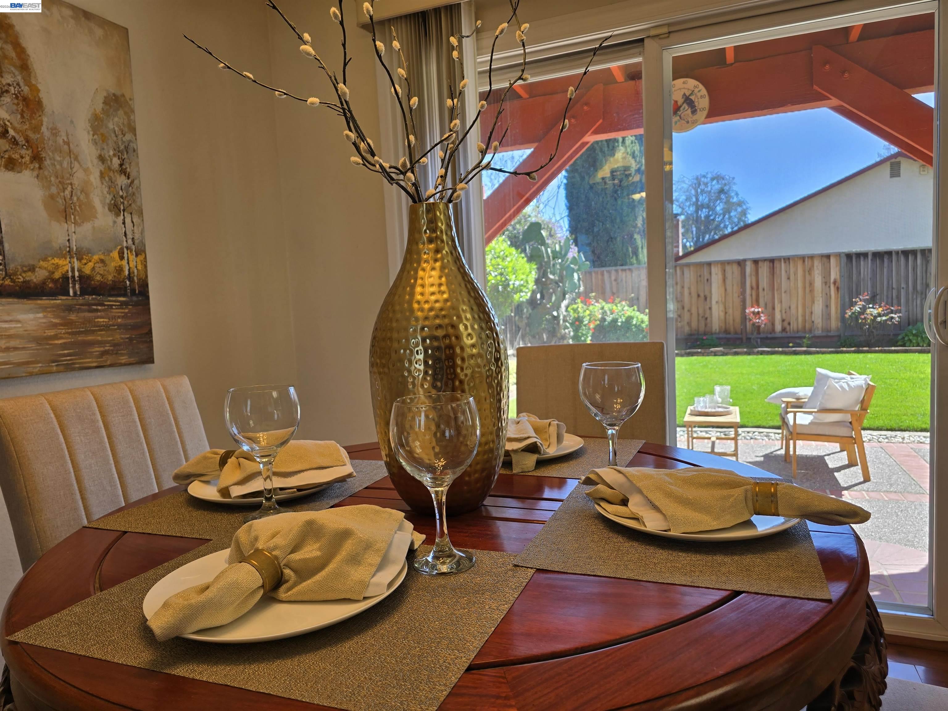 Detail Gallery Image 15 of 60 For 161 Hackamore Ln, Fremont,  CA 94539 - 4 Beds | 2/1 Baths