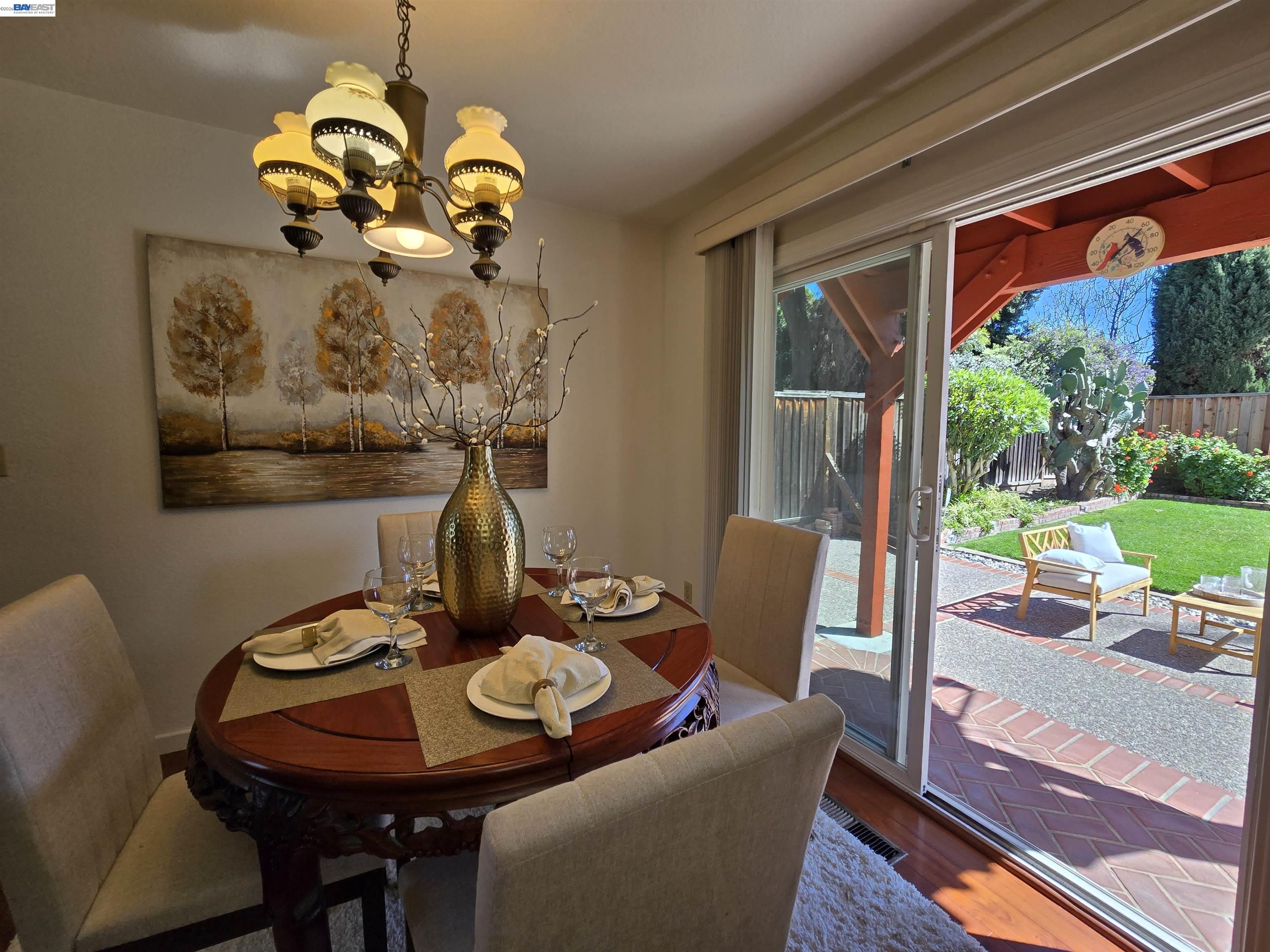 Detail Gallery Image 16 of 60 For 161 Hackamore Ln, Fremont,  CA 94539 - 4 Beds | 2/1 Baths