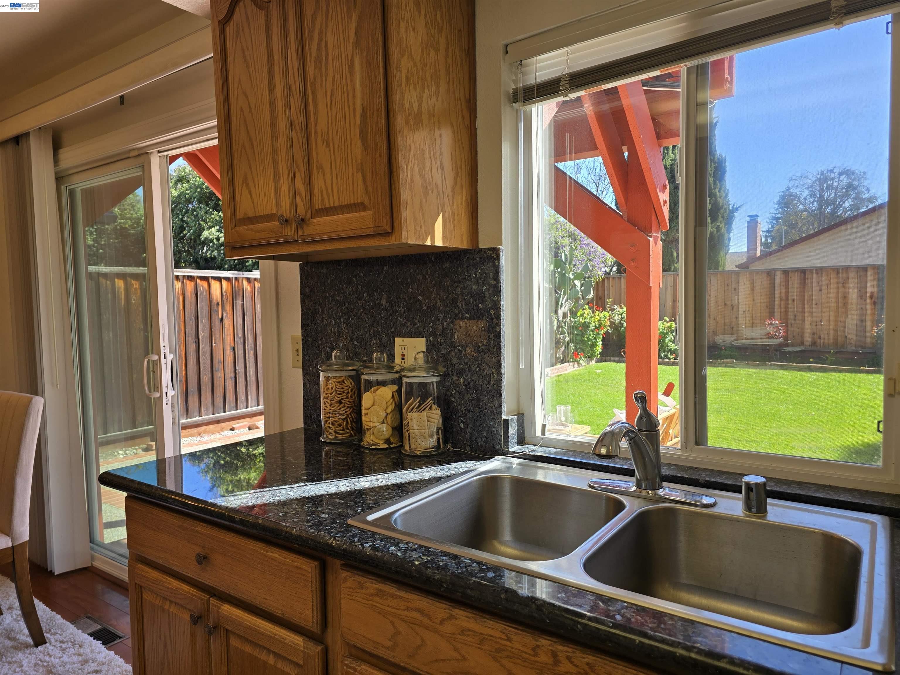 Detail Gallery Image 21 of 60 For 161 Hackamore Ln, Fremont,  CA 94539 - 4 Beds | 2/1 Baths