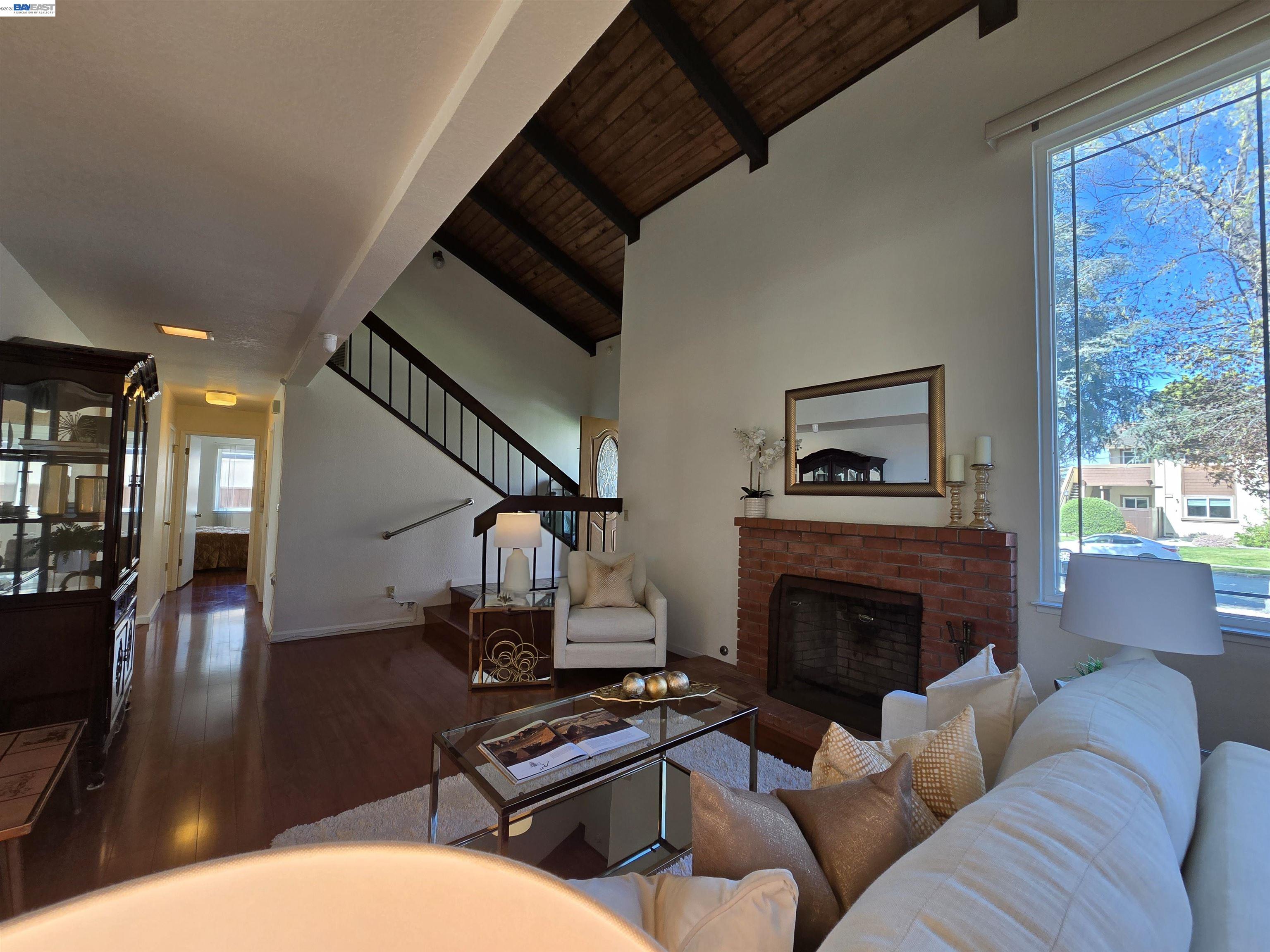 Detail Gallery Image 7 of 60 For 161 Hackamore Ln, Fremont,  CA 94539 - 4 Beds | 2/1 Baths