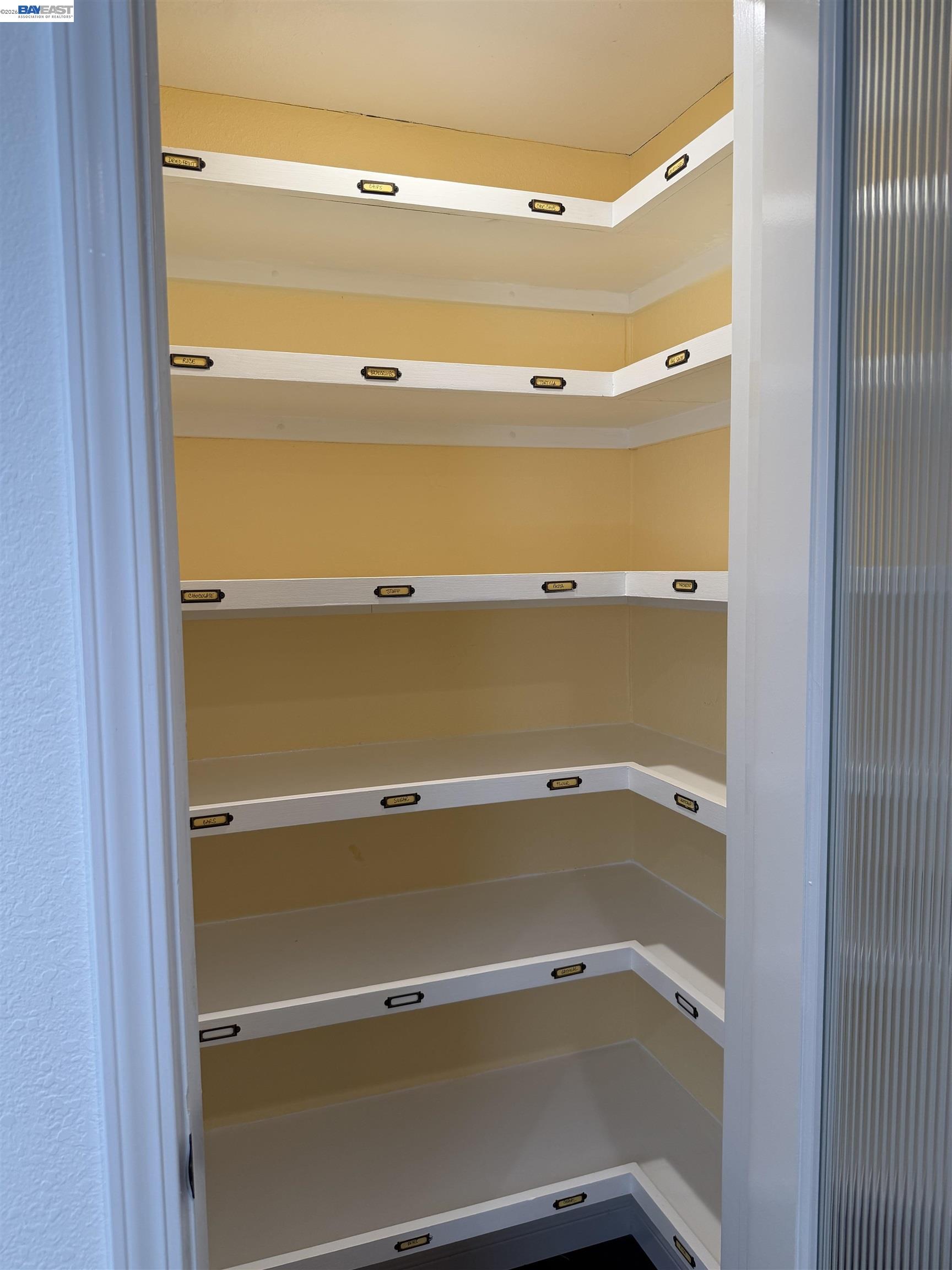 Detail Gallery Image 13 of 32 For 7272 Cronin Cir, Dublin,  CA 94568 - 2 Beds | 2 Baths