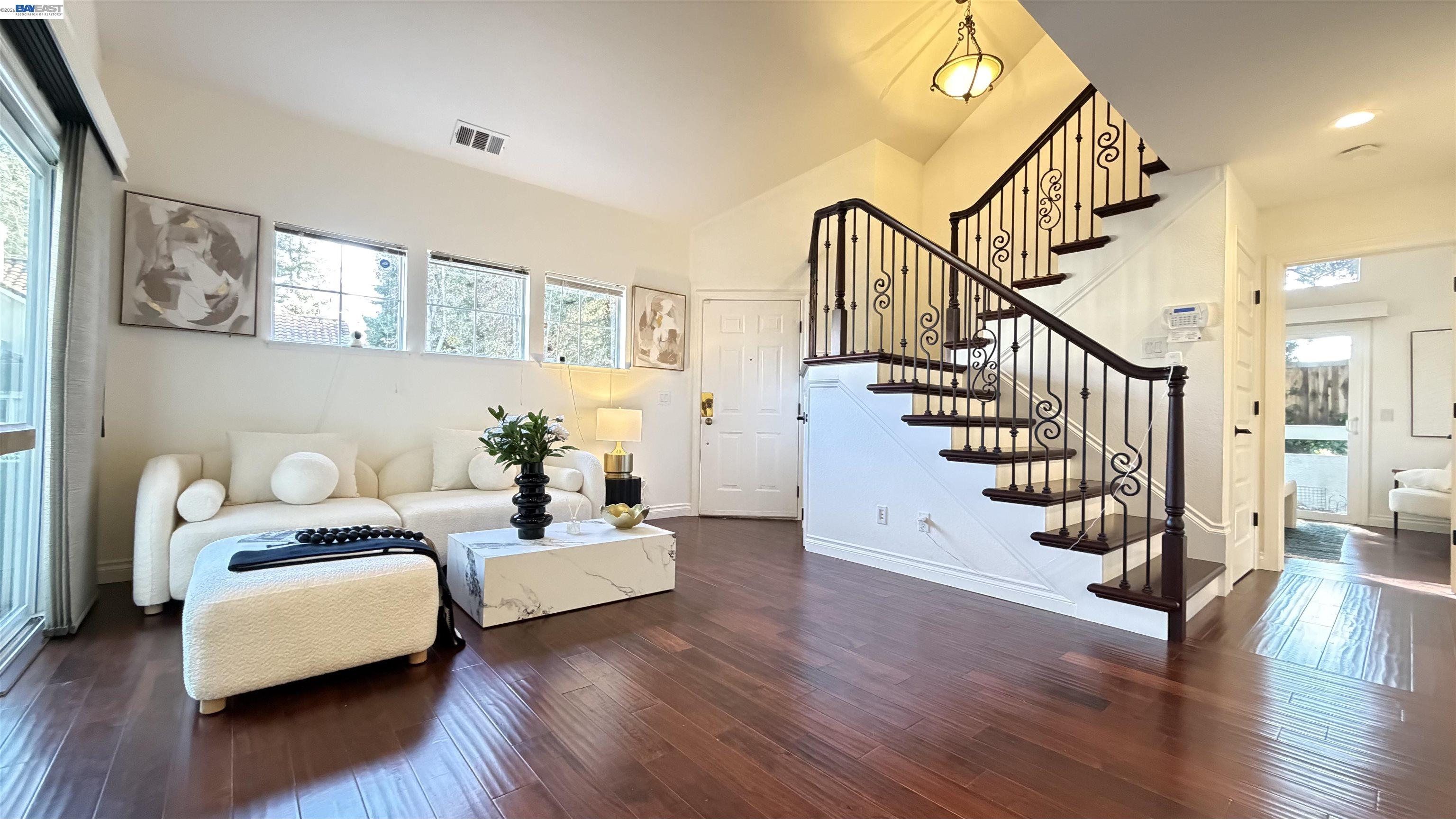 Photo #4: 41126916 Listing: Photo #4