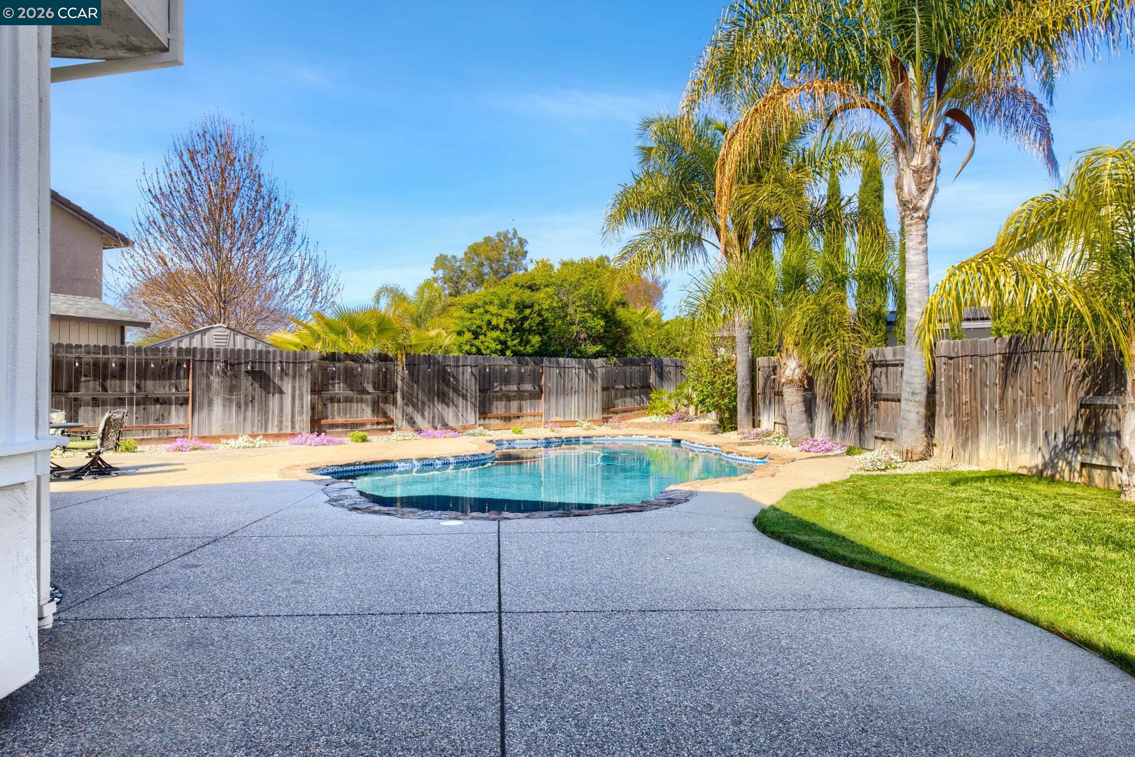 Detail Gallery Image 39 of 59 For 319 Flagstone Ct, Vacaville,  CA 95687 - 5 Beds | 3 Baths