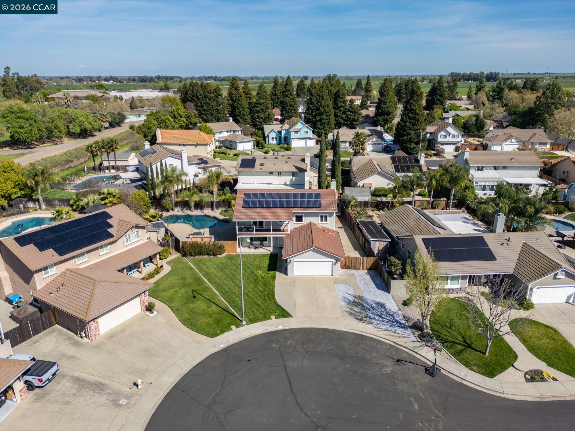 Detail Gallery Image 55 of 59 For 319 Flagstone Ct, Vacaville,  CA 95687 - 5 Beds | 3 Baths