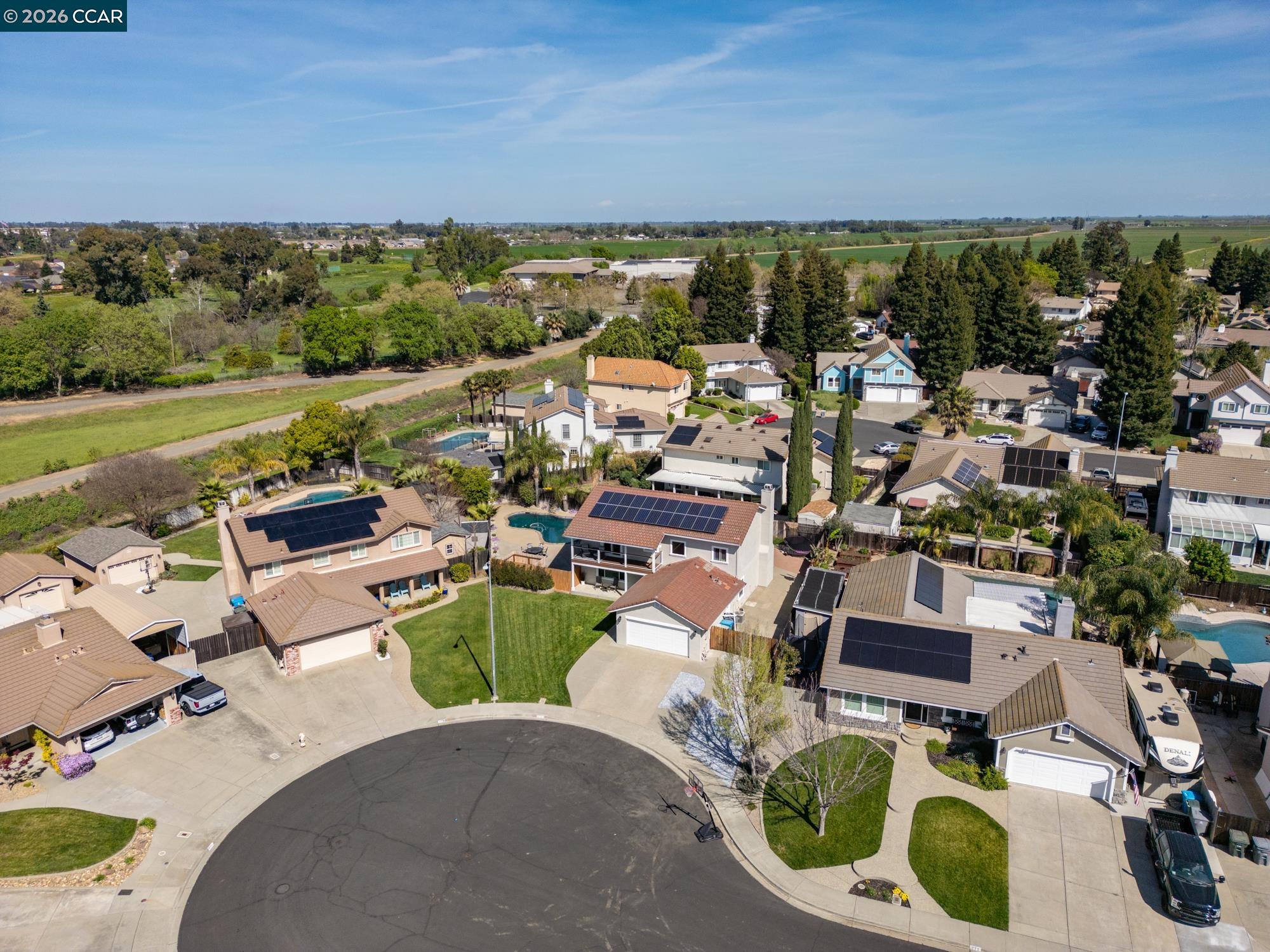 Detail Gallery Image 57 of 59 For 319 Flagstone Ct, Vacaville,  CA 95687 - 5 Beds | 3 Baths