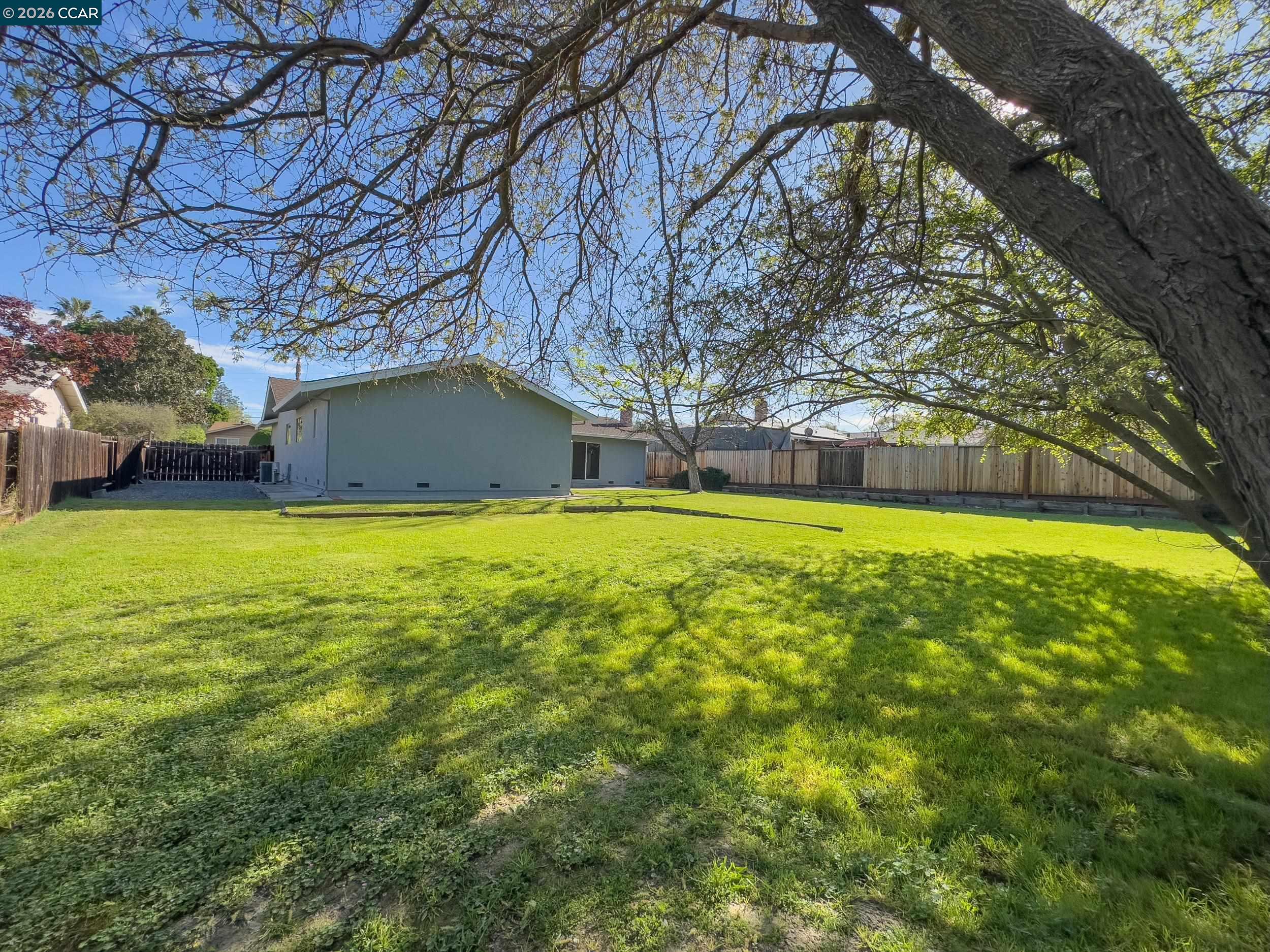 Detail Gallery Image 16 of 60 For 4130 Storey Ln, Concord,  CA 94518 - 4 Beds | 2 Baths