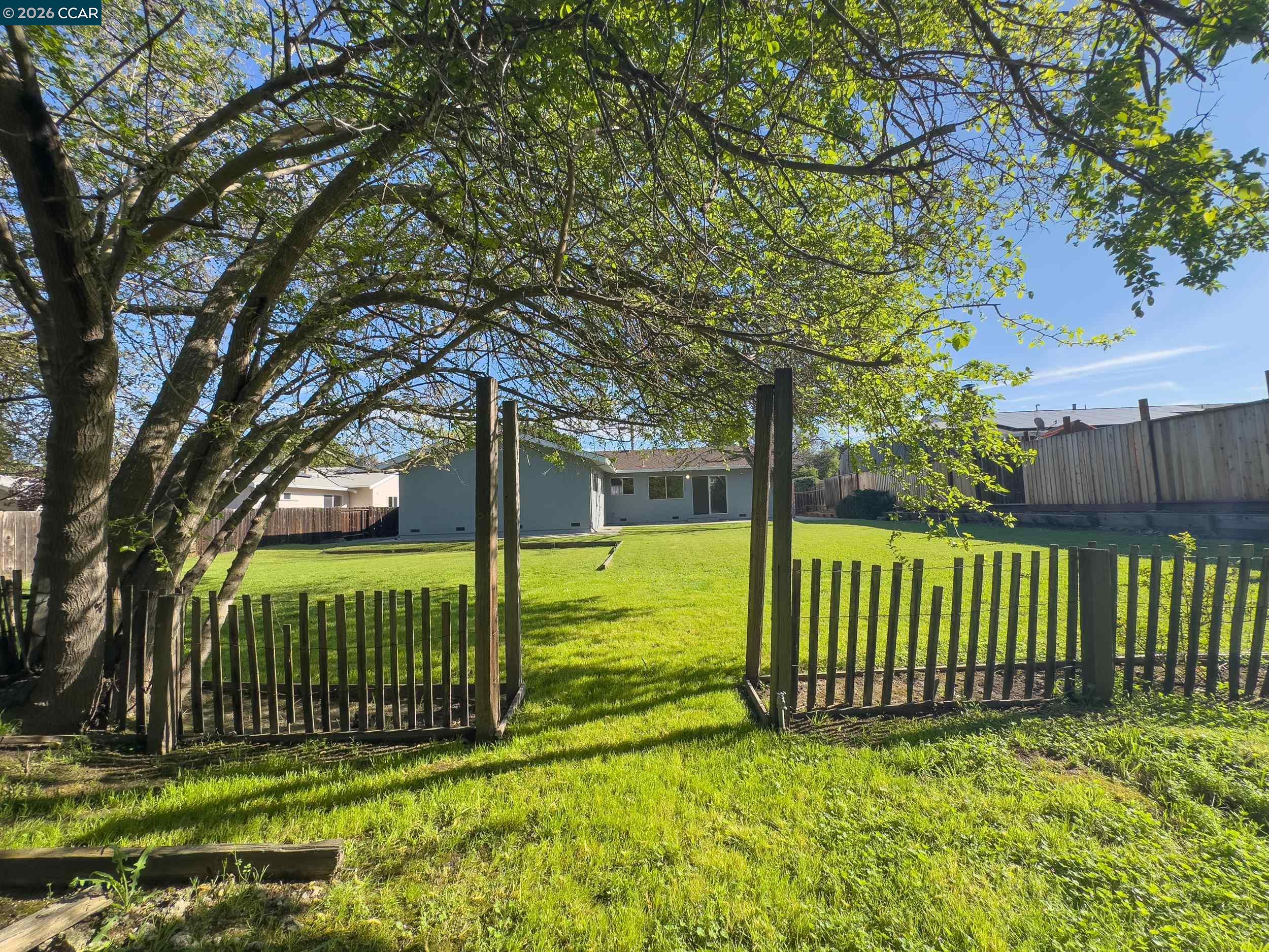 Detail Gallery Image 18 of 60 For 4130 Storey Ln, Concord,  CA 94518 - 4 Beds | 2 Baths