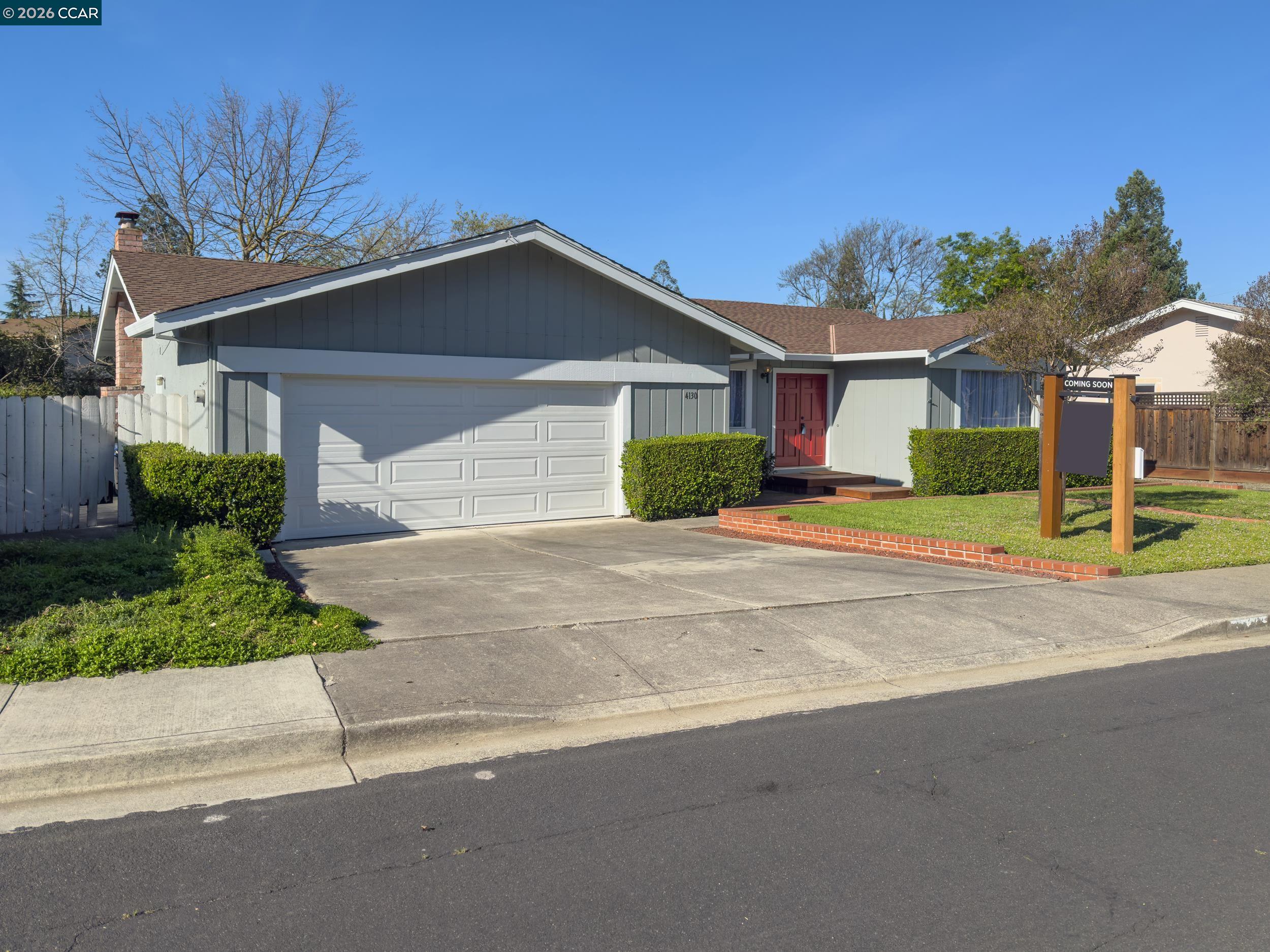 Detail Gallery Image 5 of 60 For 4130 Storey Ln, Concord,  CA 94518 - 4 Beds | 2 Baths