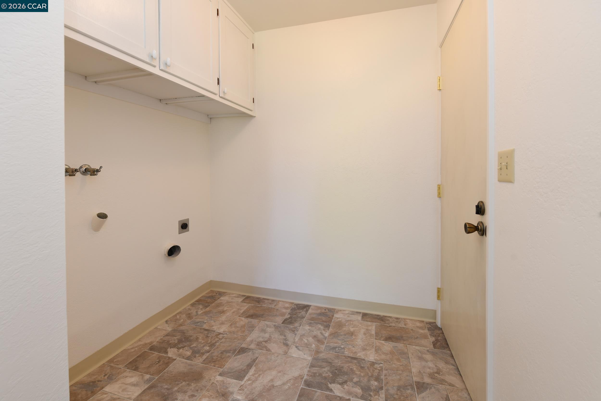 Detail Gallery Image 45 of 60 For 4130 Storey Ln, Concord,  CA 94518 - 4 Beds | 2 Baths