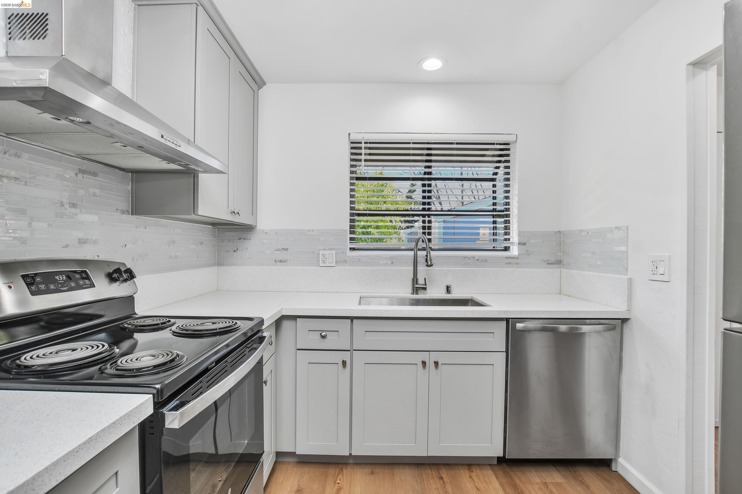 Detail Gallery Image 6 of 22 For 900 Southampton 142, Benicia,  CA 94510 - 2 Beds | 1 Baths