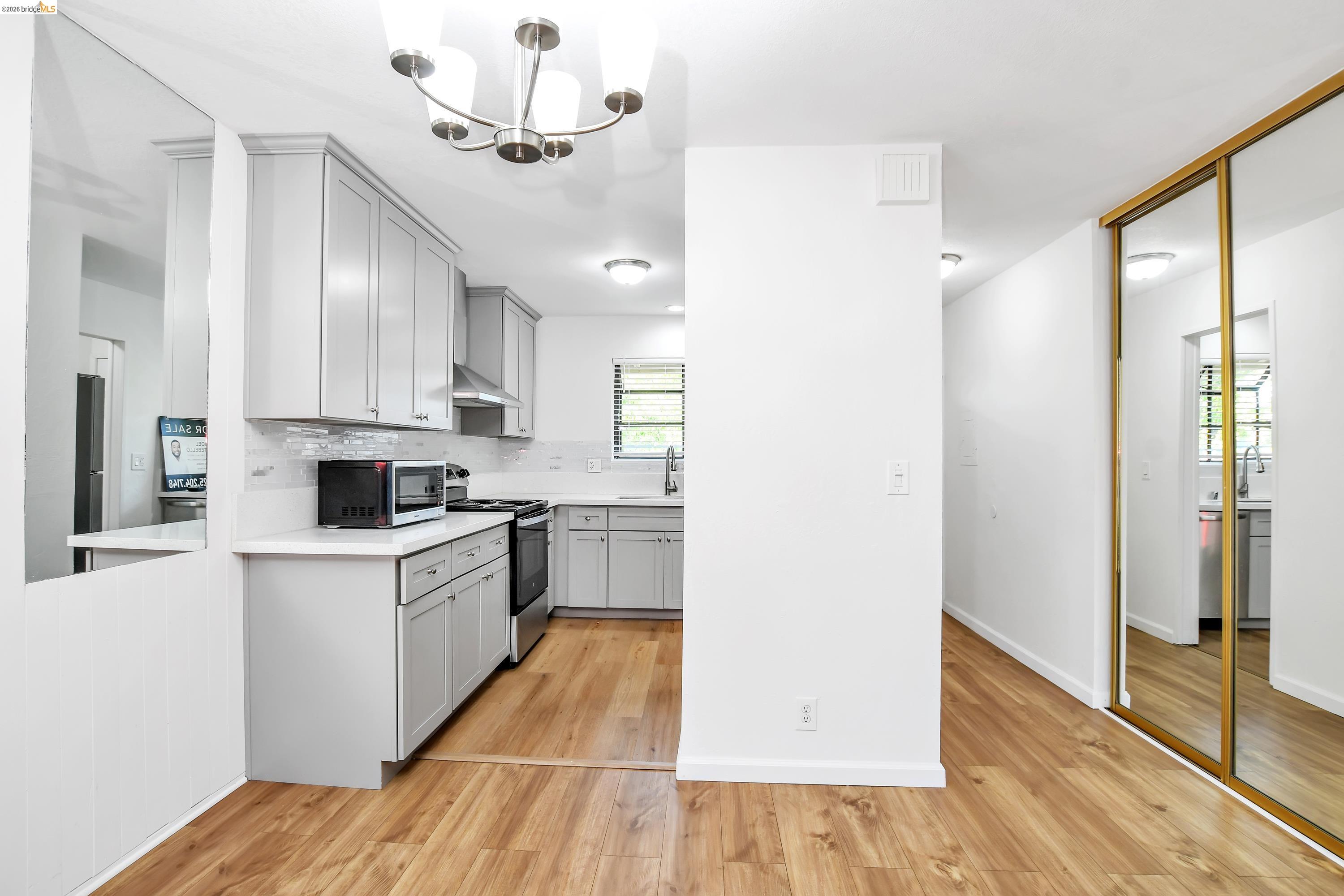 Detail Gallery Image 7 of 22 For 900 Southampton 142, Benicia,  CA 94510 - 2 Beds | 1 Baths