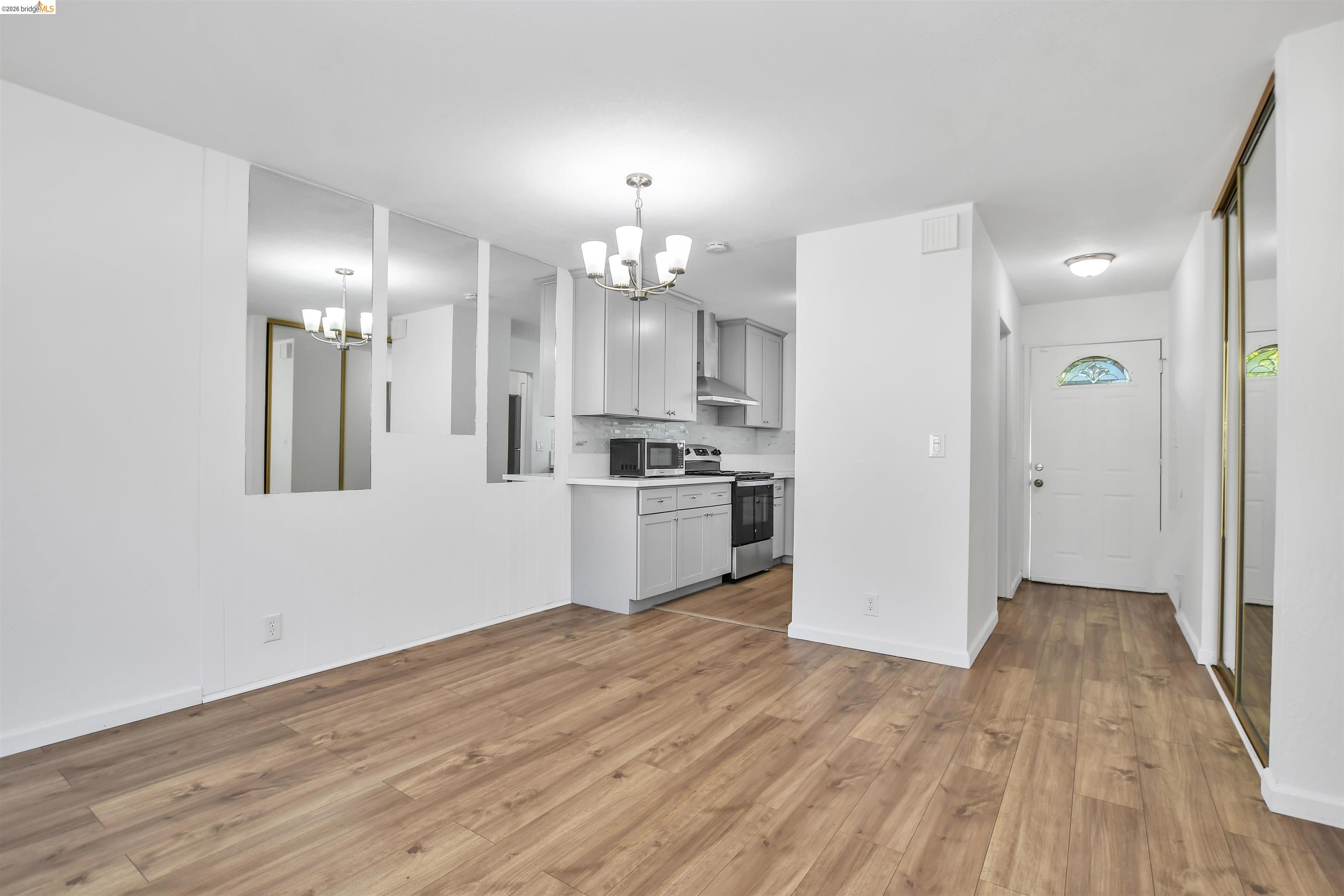 Detail Gallery Image 8 of 22 For 900 Southampton 142, Benicia,  CA 94510 - 2 Beds | 1 Baths