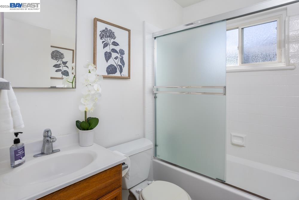 Detail Gallery Image 17 of 22 For 4422 Hardwood St, Fremont,  CA 94538 - 3 Beds | 2 Baths