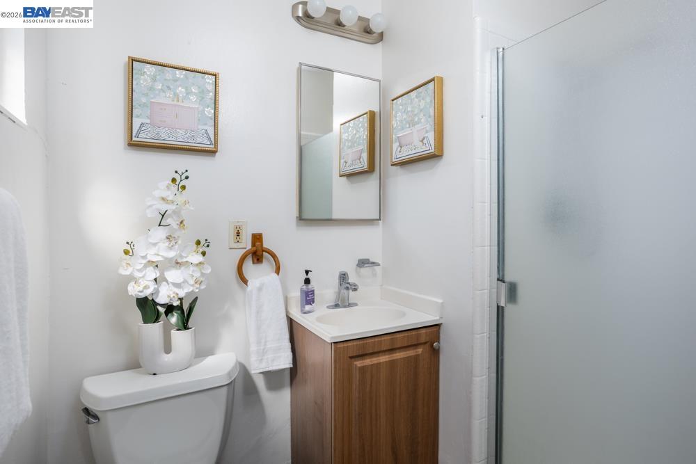 Detail Gallery Image 18 of 22 For 4422 Hardwood St, Fremont,  CA 94538 - 3 Beds | 2 Baths