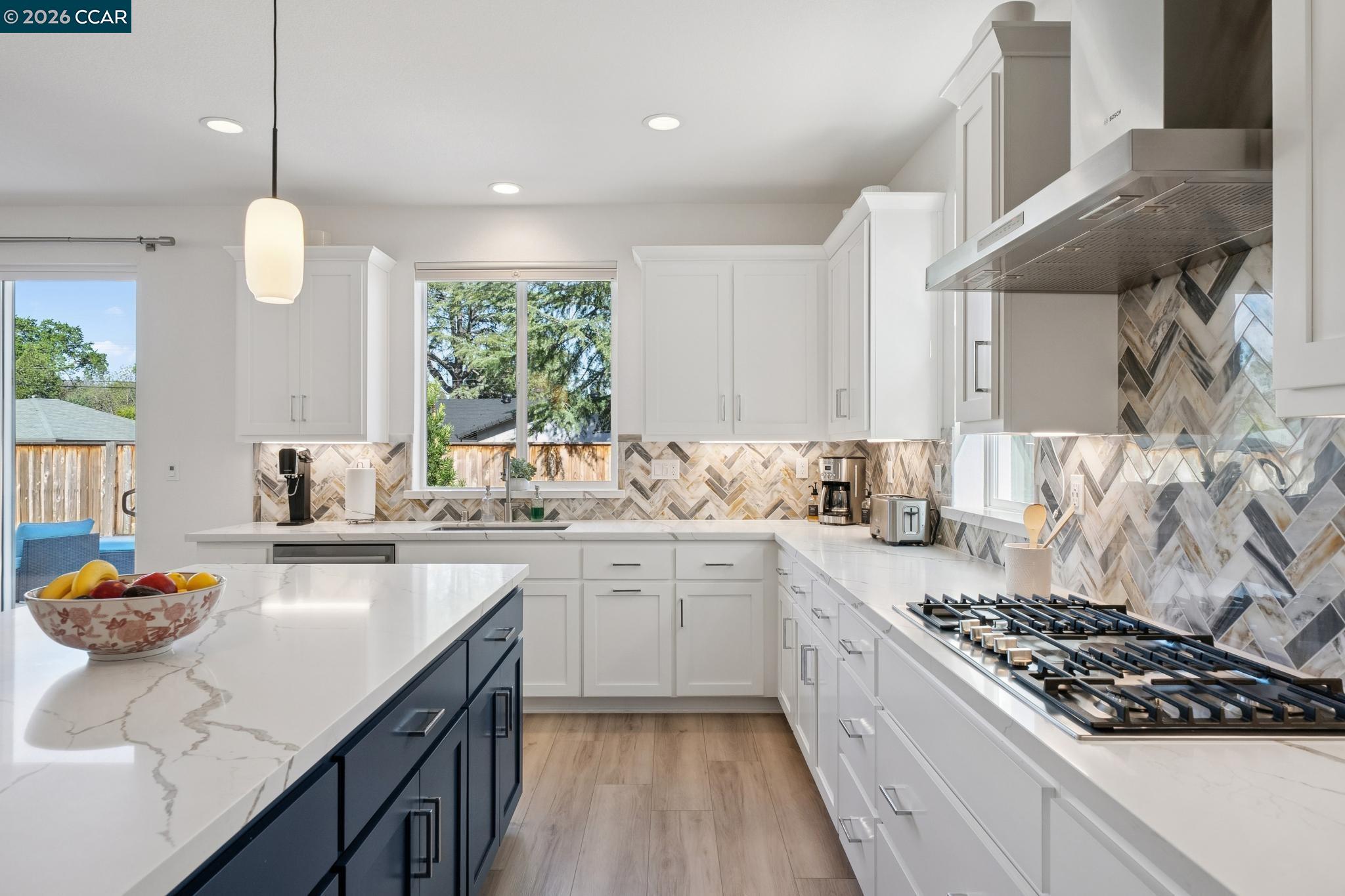 Detail Gallery Image 20 of 53 For 1035 Heckmann Ln, Concord,  CA 94518 - 4 Beds | 3 Baths