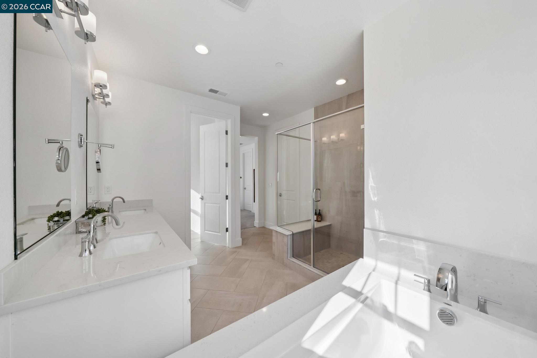 Detail Gallery Image 38 of 53 For 1035 Heckmann Ln, Concord,  CA 94518 - 4 Beds | 3 Baths