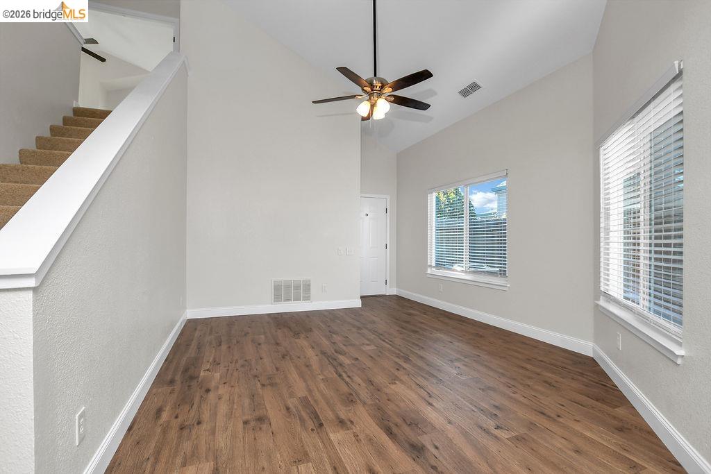 Detail Gallery Image 10 of 31 For 1210 Quail Valley Run, Oakley,  CA 94561 - 3 Beds | 2/1 Baths