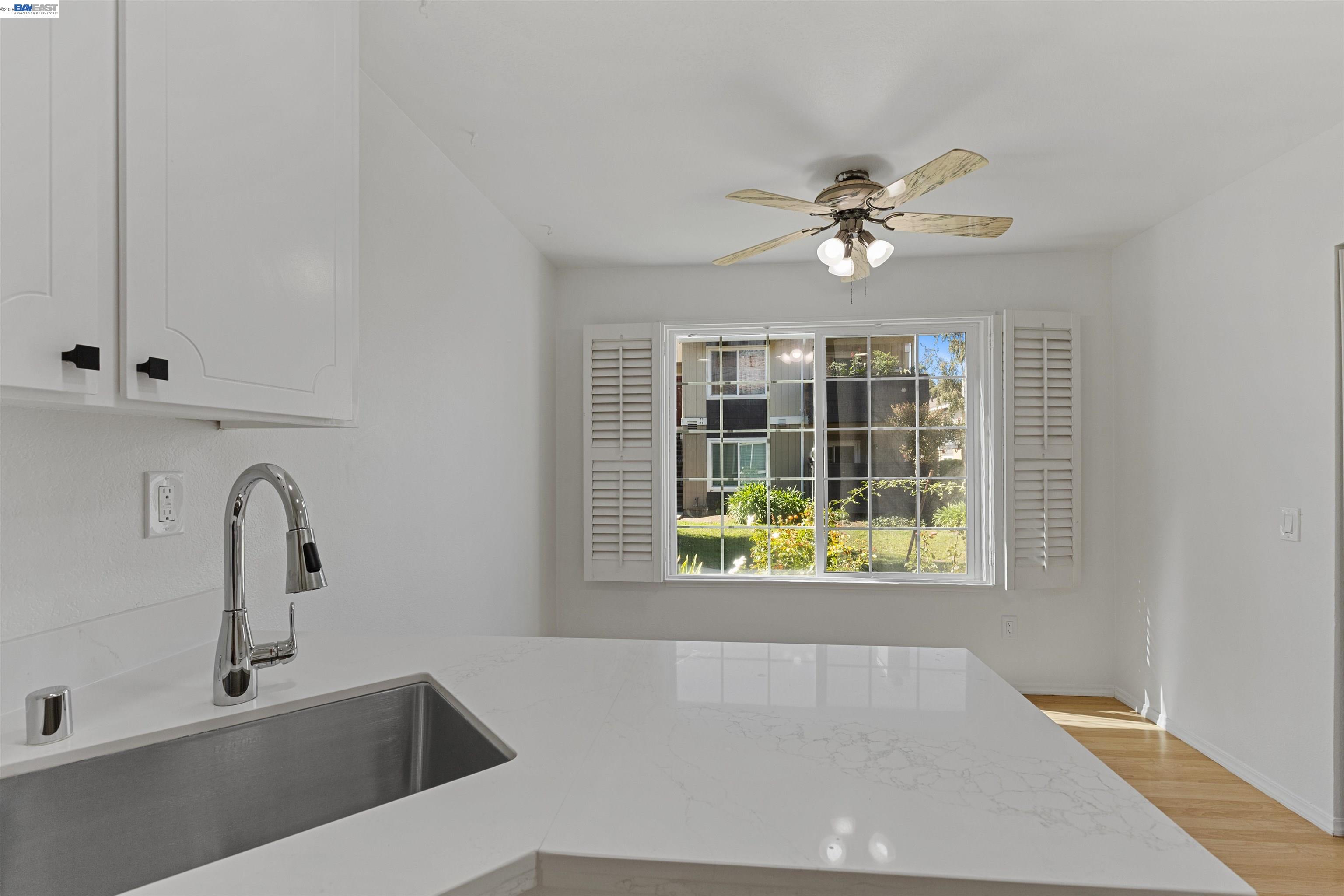 Detail Gallery Image 16 of 38 For 2575 Easton Way, San Jose,  CA 95133 - 2 Beds | 2 Baths