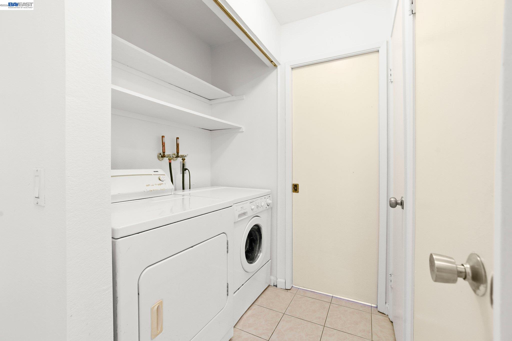 Detail Gallery Image 25 of 38 For 2575 Easton Way, San Jose,  CA 95133 - 2 Beds | 2 Baths