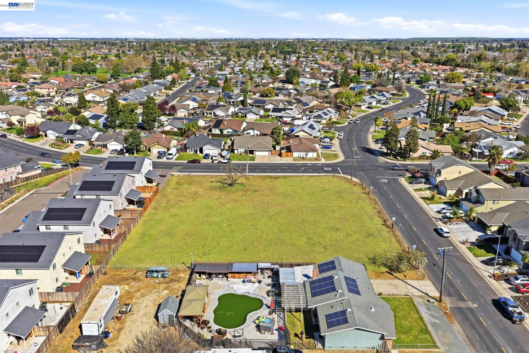 Detail Gallery Image 11 of 24 For 445 N Walnut Ave, Manteca,  CA 95336 - – Beds | – Baths