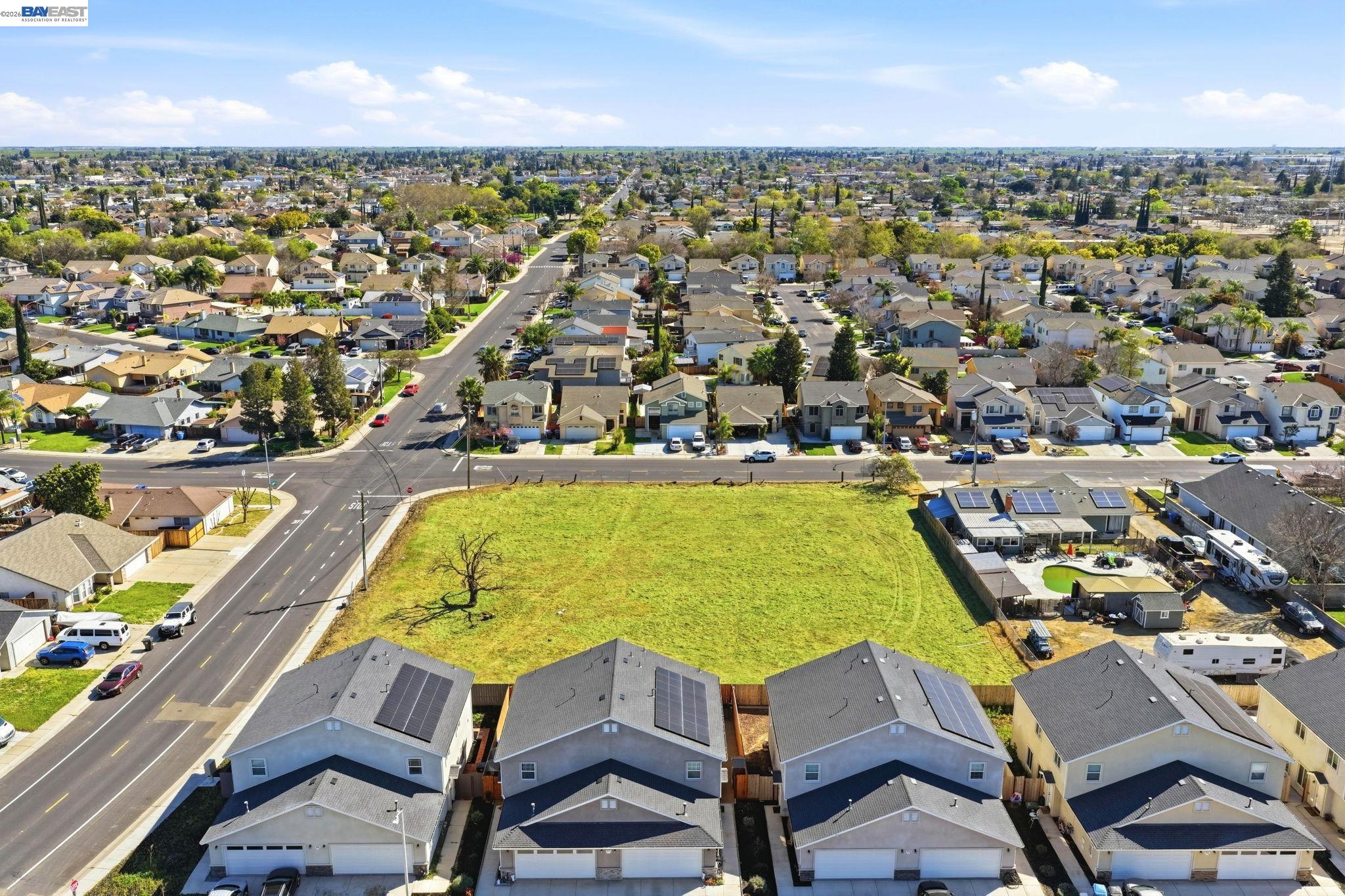 Detail Gallery Image 13 of 24 For 445 N Walnut Ave, Manteca,  CA 95336 - – Beds | – Baths