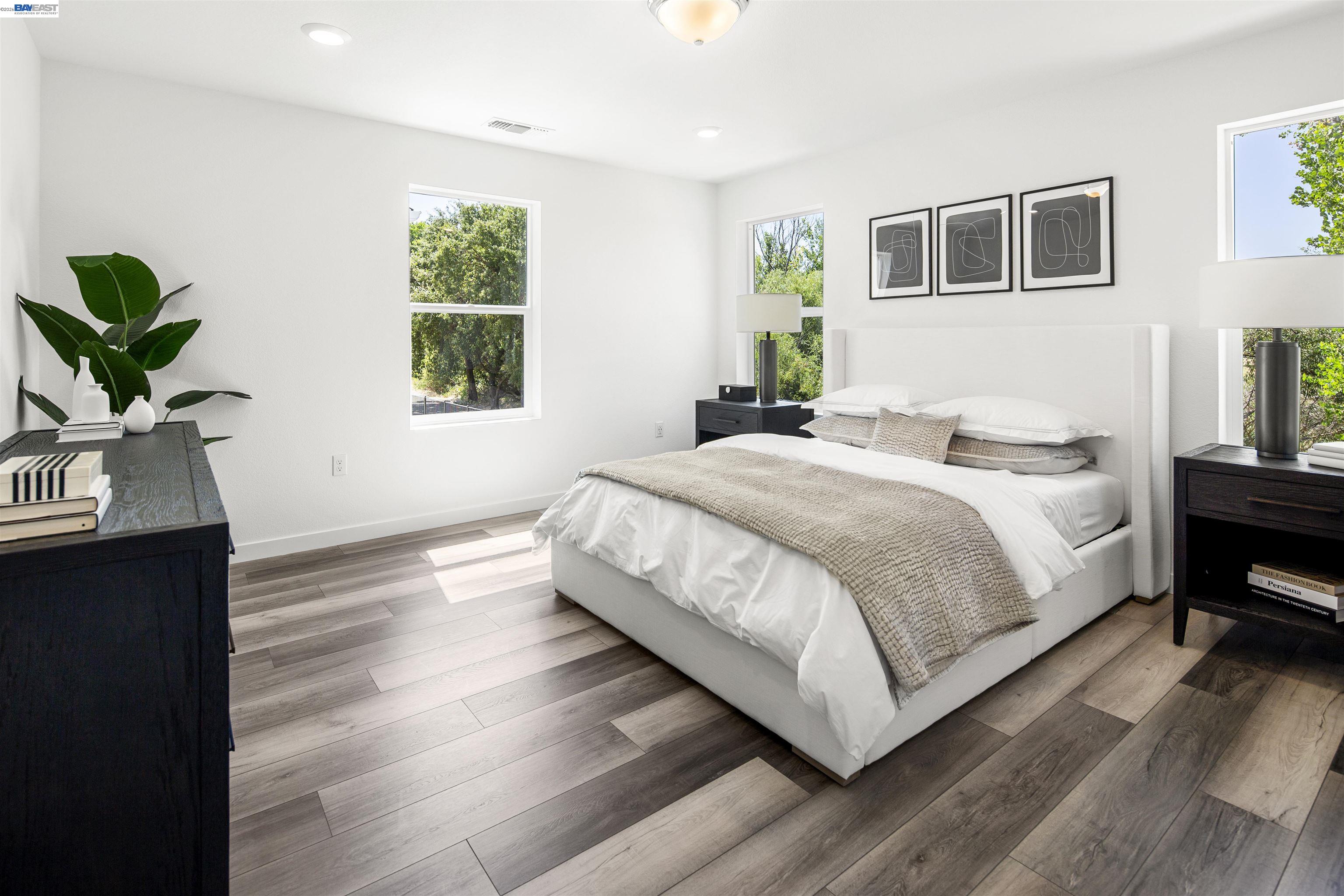 Detail Gallery Image 12 of 19 For 854 Pecan Tree Ln, Galt,  CA 95632 - 3 Beds | 2/1 Baths