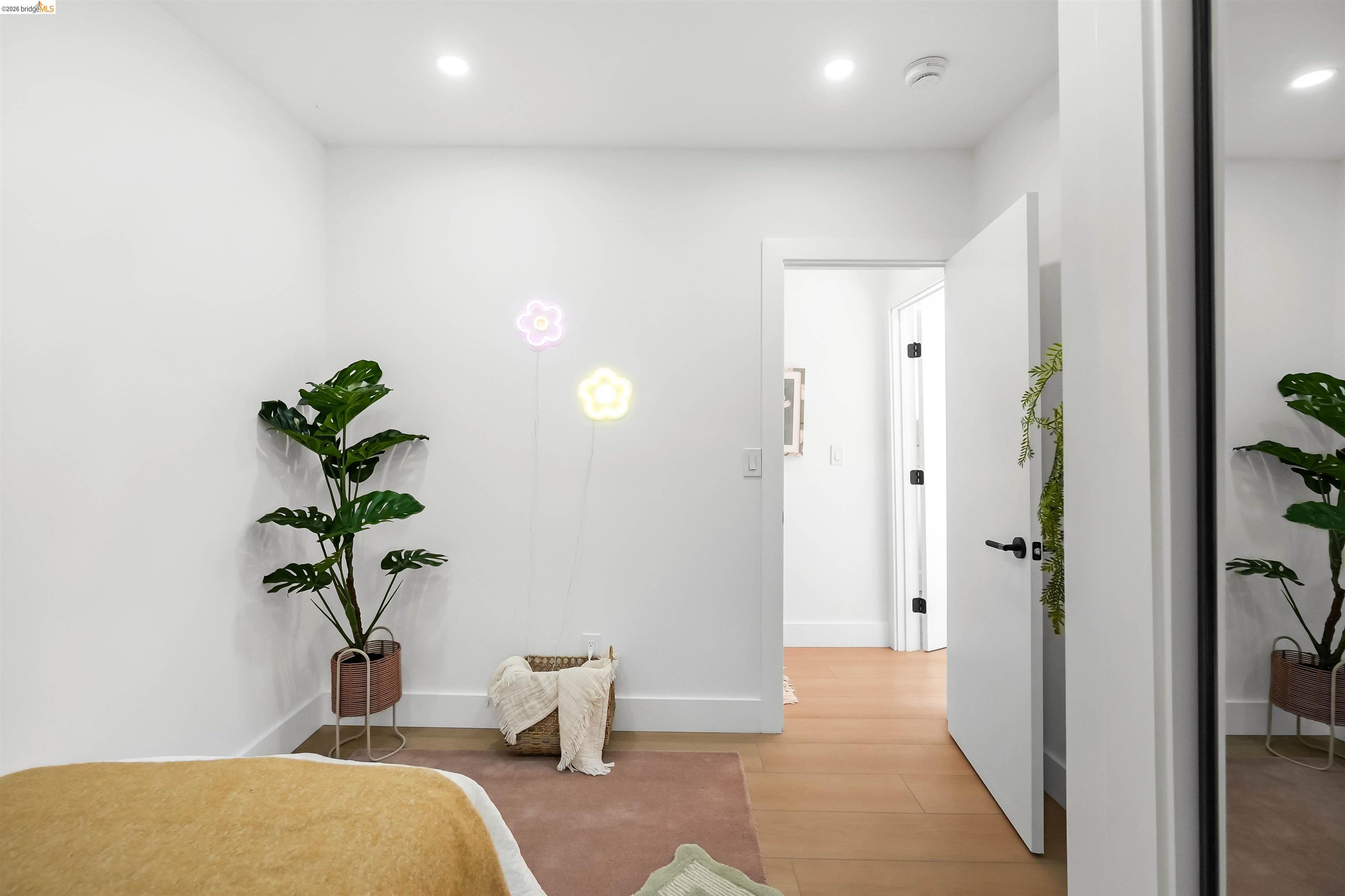 Detail Gallery Image 19 of 41 For 3654 39th Ave, Oakland,  CA 94619 - 2 Beds | 2 Baths