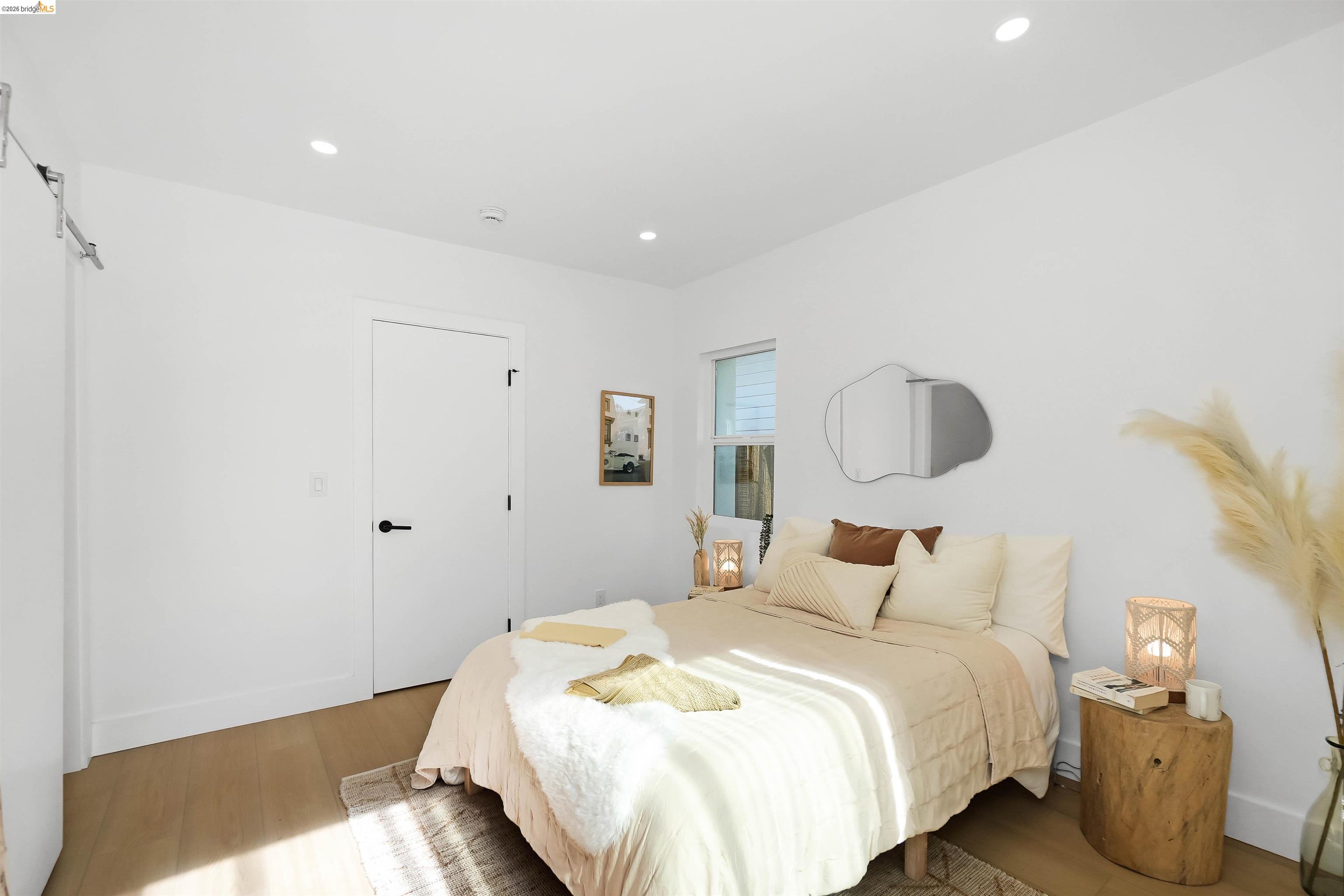 Detail Gallery Image 21 of 41 For 3654 39th Ave, Oakland,  CA 94619 - 2 Beds | 2 Baths