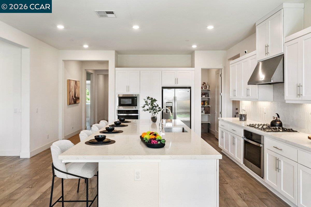 Detail Gallery Image 19 of 48 For 3096 Leeds Ln, Tracy,  CA 95377 - 4 Beds | 3/1 Baths