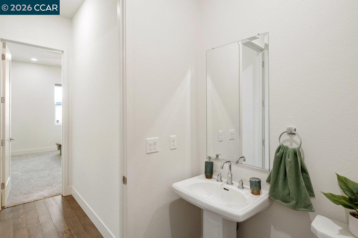 Detail Gallery Image 36 of 48 For 3096 Leeds Ln, Tracy,  CA 95377 - 4 Beds | 3/1 Baths