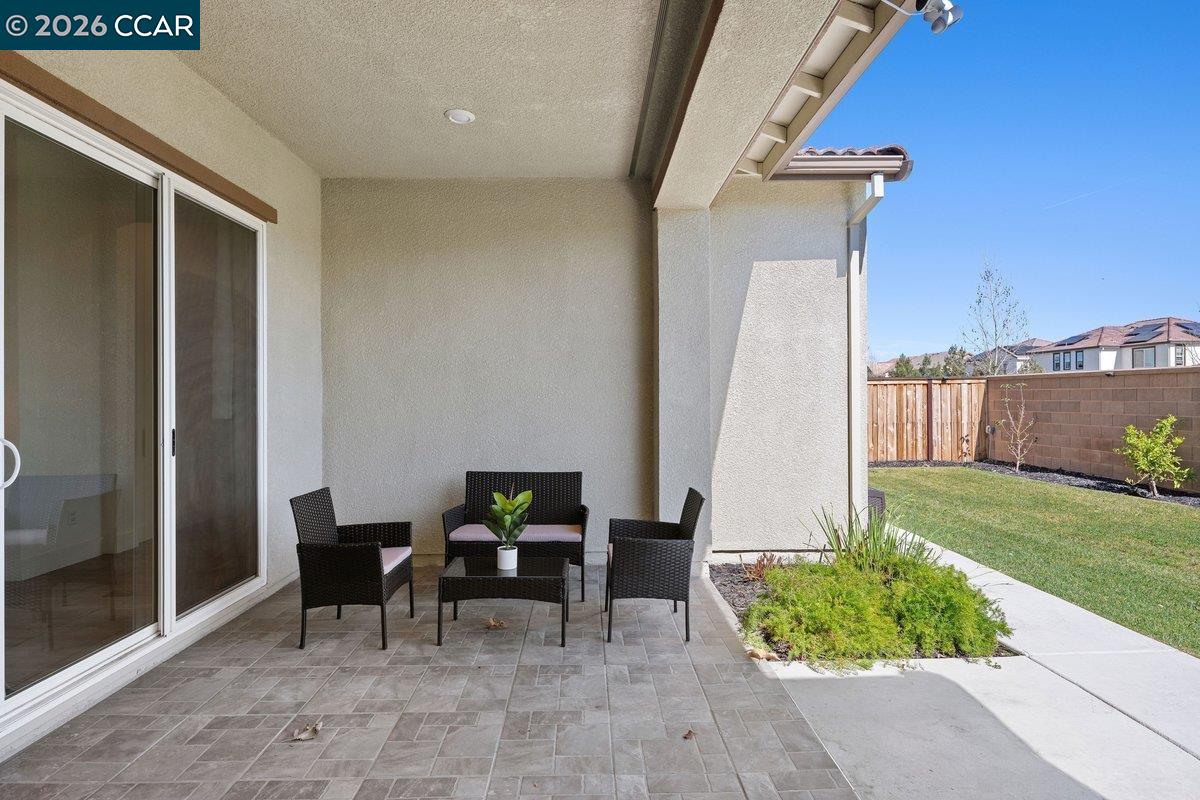 Detail Gallery Image 38 of 48 For 3096 Leeds Ln, Tracy,  CA 95377 - 4 Beds | 3/1 Baths