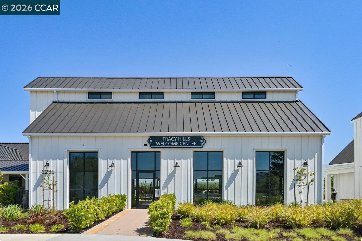 Detail Gallery Image 43 of 48 For 3096 Leeds Ln, Tracy,  CA 95377 - 4 Beds | 3/1 Baths