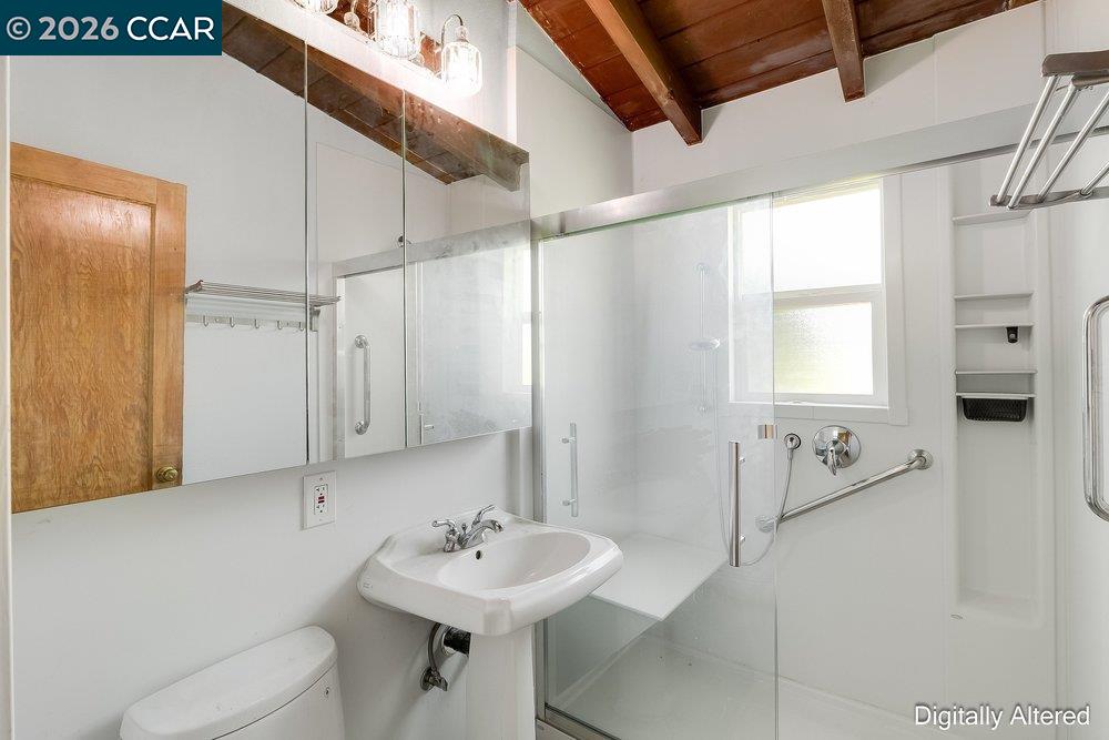 Detail Gallery Image 11 of 14 For 1901 Florence Ln, Concord,  CA 94520 - 3 Beds | 1 Baths