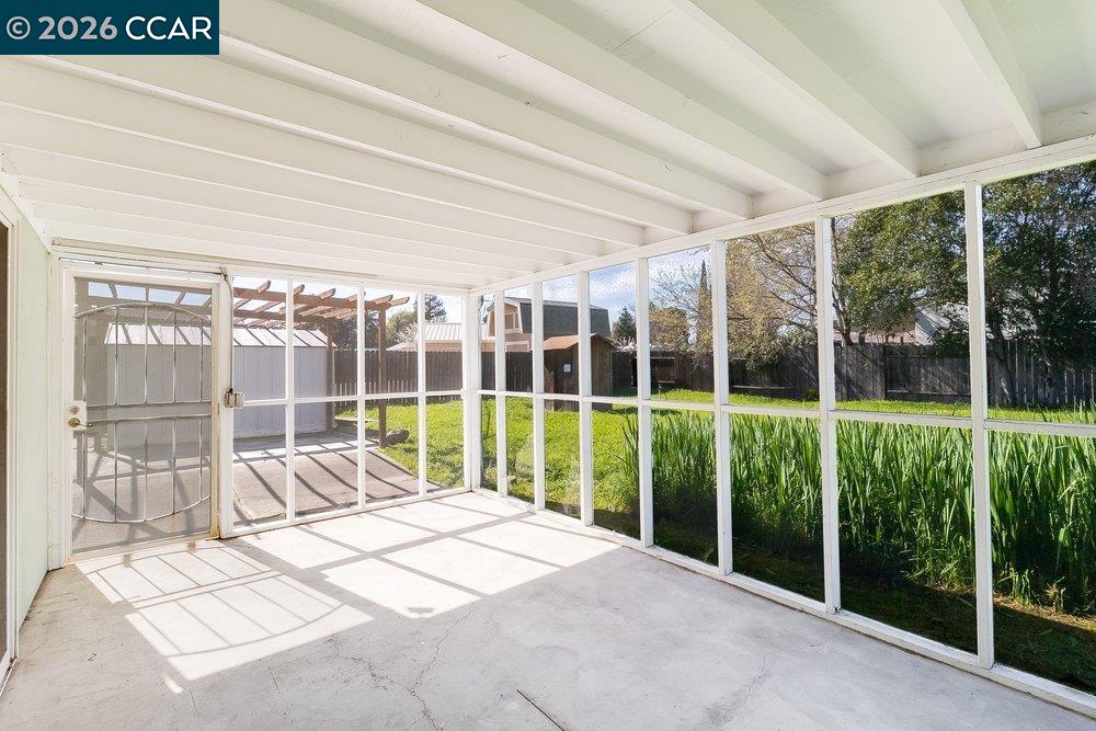 Detail Gallery Image 7 of 14 For 1901 Florence Ln, Concord,  CA 94520 - 3 Beds | 1 Baths