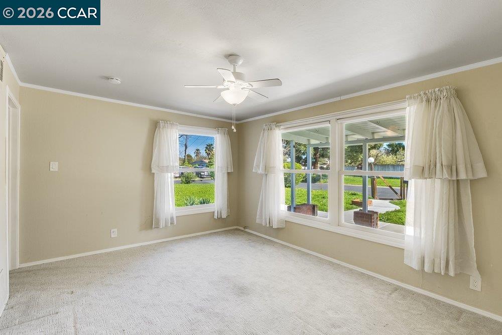 Detail Gallery Image 9 of 14 For 1901 Florence Ln, Concord,  CA 94520 - 3 Beds | 1 Baths
