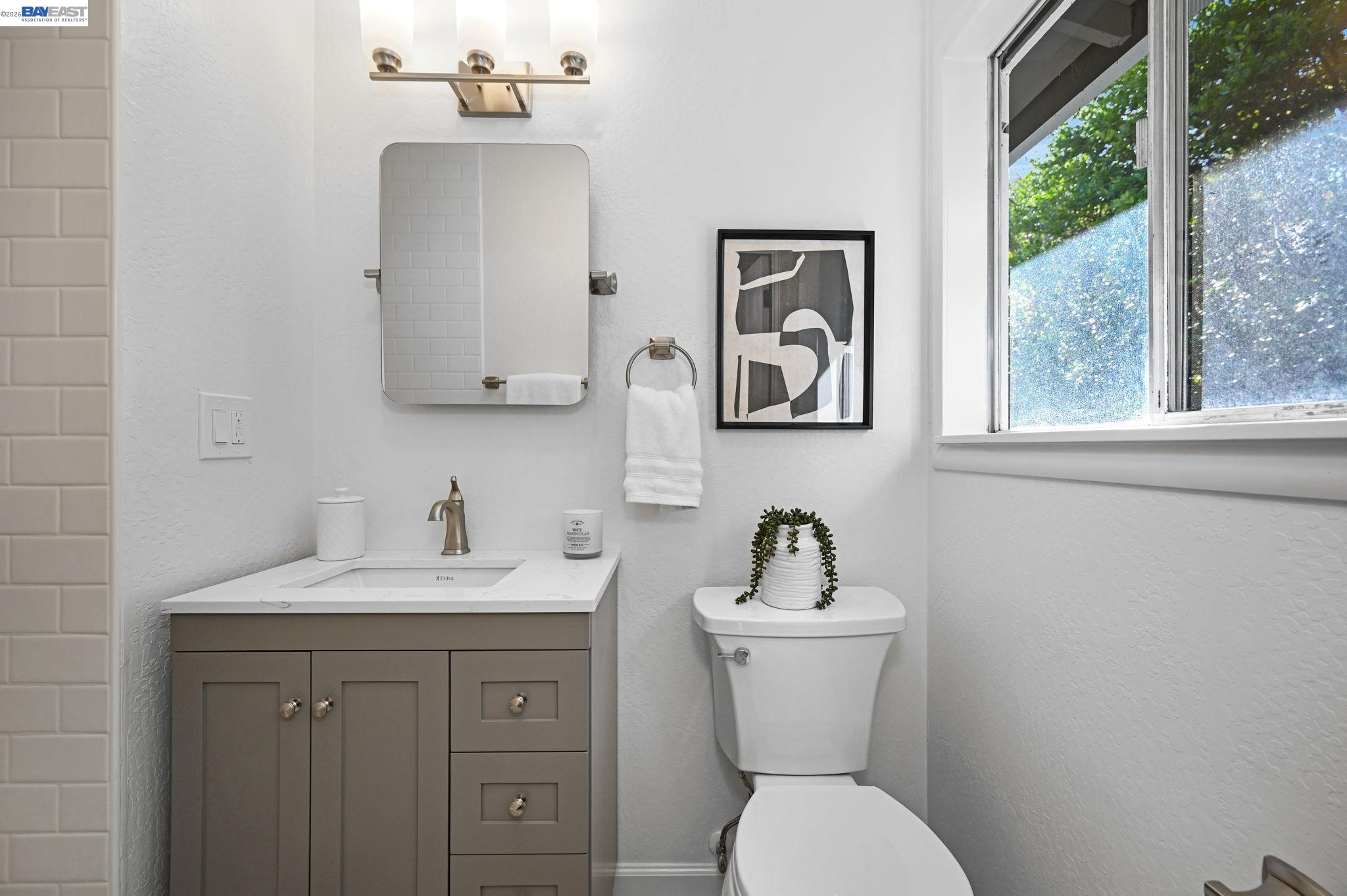 Detail Gallery Image 20 of 26 For 1016 Stone Valley, Alamo,  CA 94507 - 3 Beds | 2 Baths