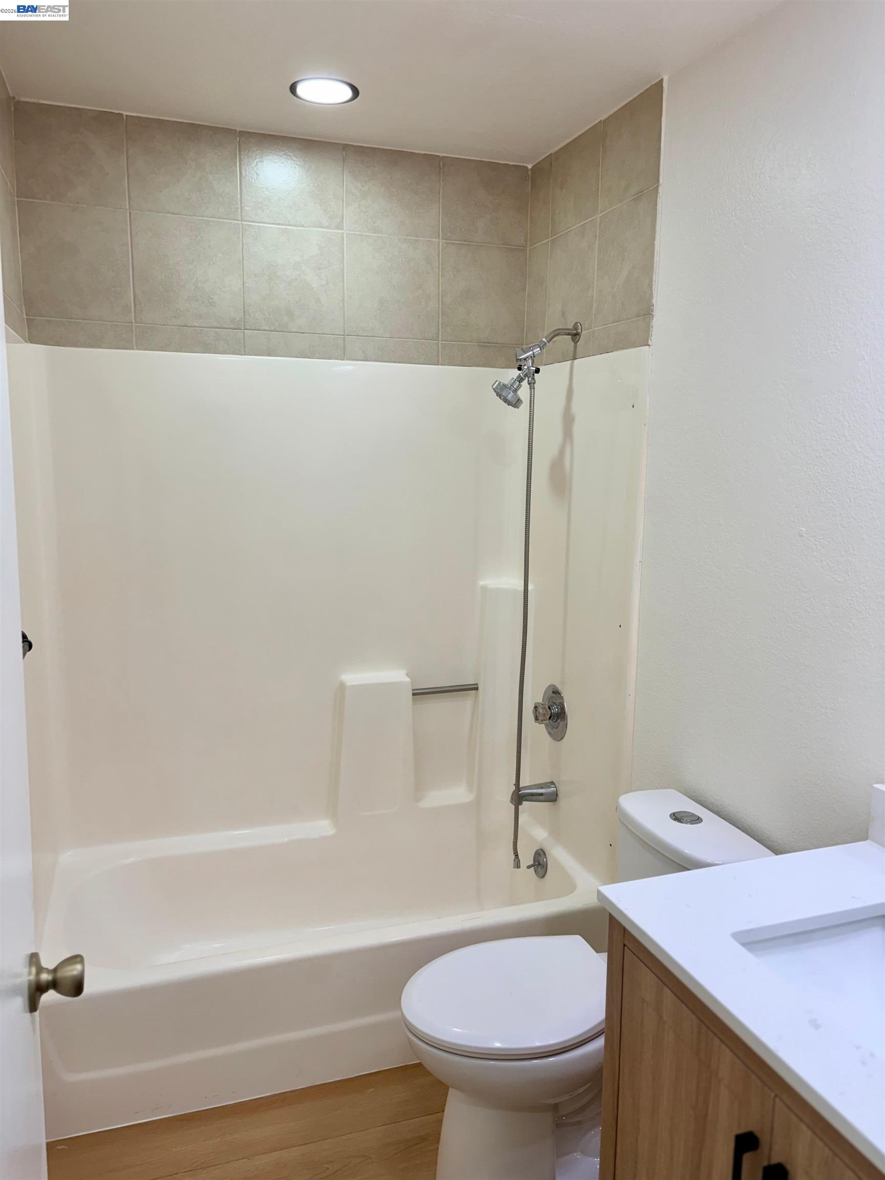 Detail Gallery Image 14 of 21 For 38508 Mary Ter #4,  Fremont,  CA 94538 - 2 Beds | 2 Baths