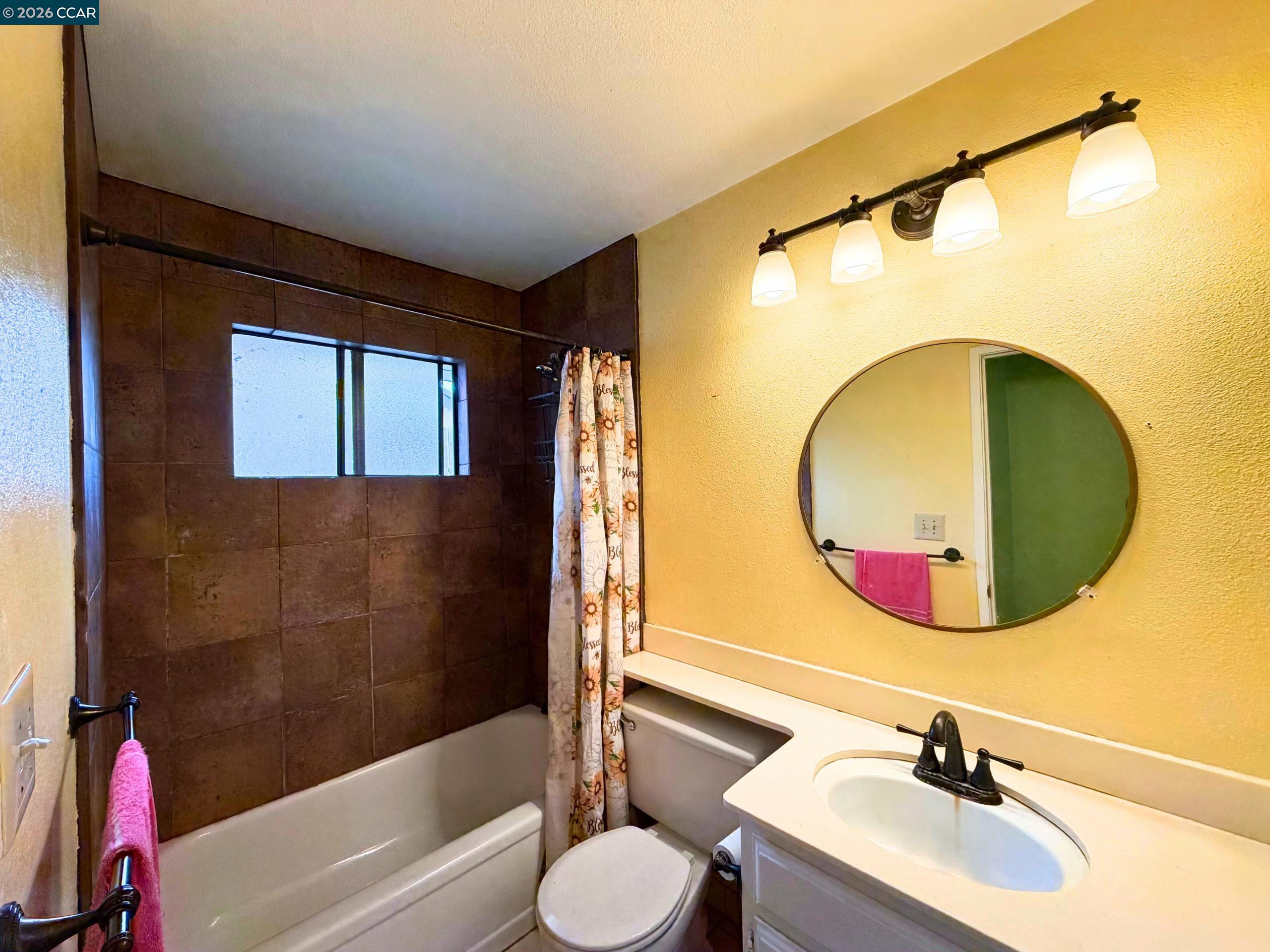 Detail Gallery Image 20 of 33 For 2329 Lido Cir, Stockton,  CA 95207 - 3 Beds | 2 Baths