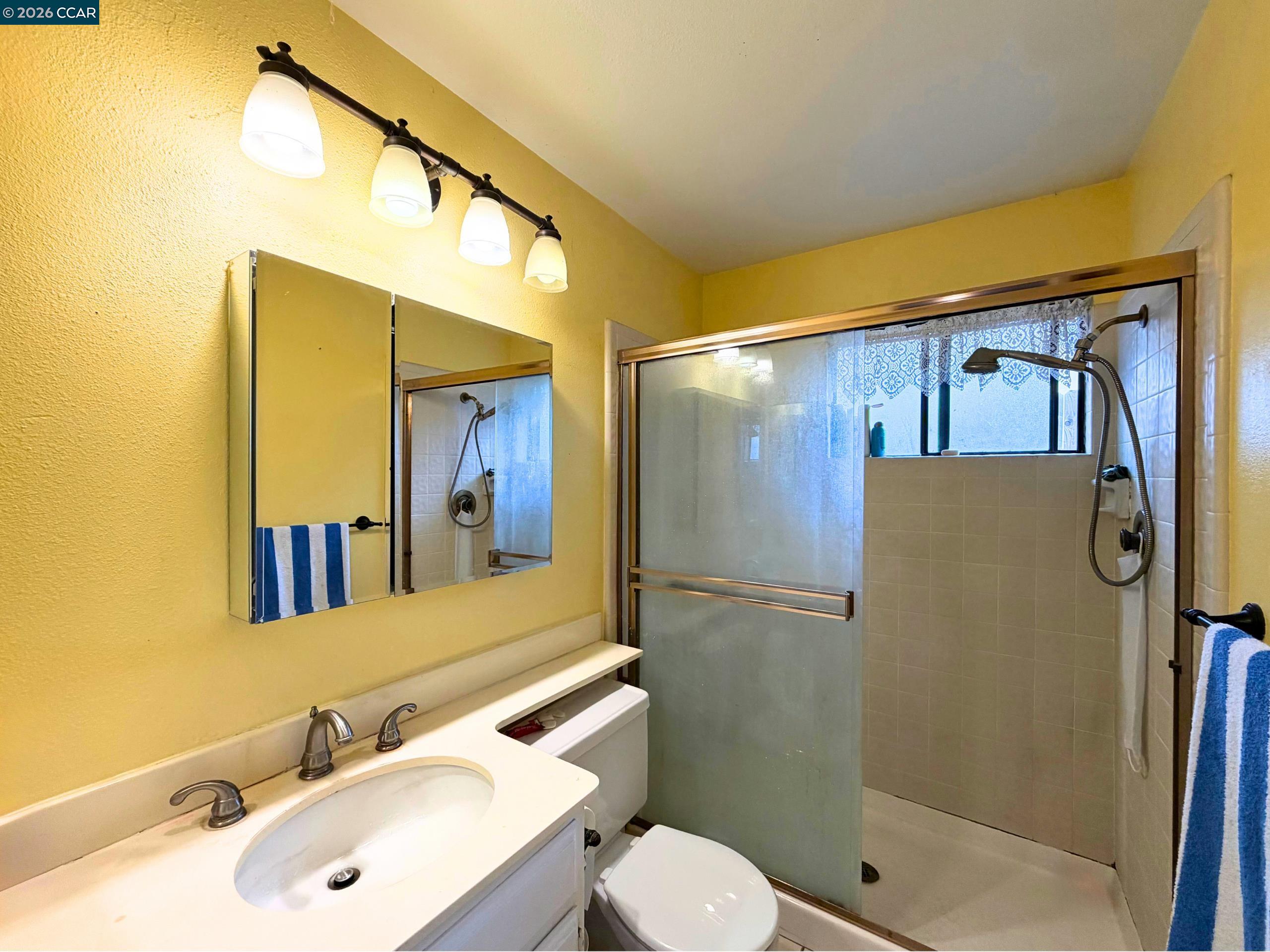 Detail Gallery Image 26 of 33 For 2329 Lido Cir, Stockton,  CA 95207 - 3 Beds | 2 Baths