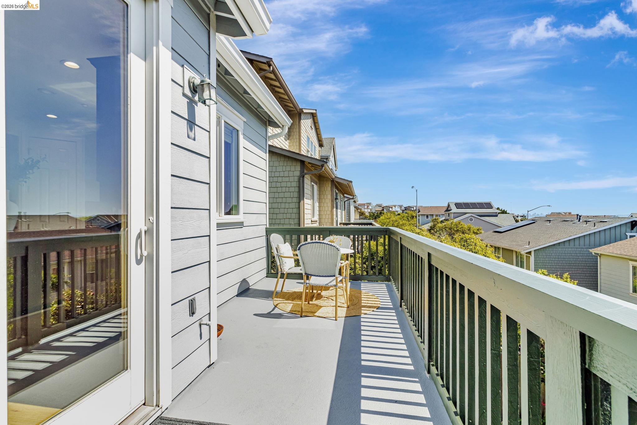 Detail Gallery Image 14 of 46 For 104 Seacliff Court, Richmond,  CA 94801 - 3 Beds | 2/1 Baths
