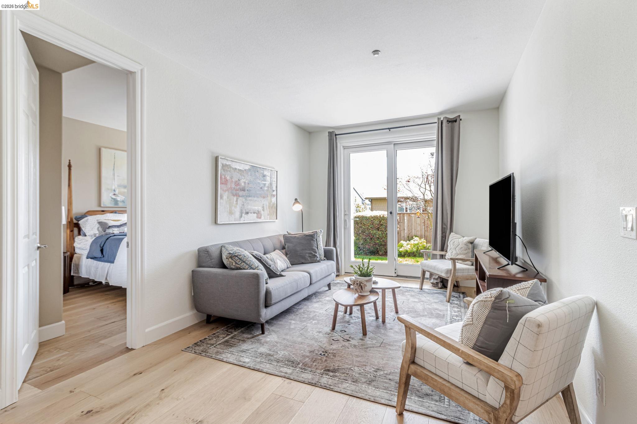 Detail Gallery Image 26 of 46 For 104 Seacliff Court, Richmond,  CA 94801 - 3 Beds | 2/1 Baths