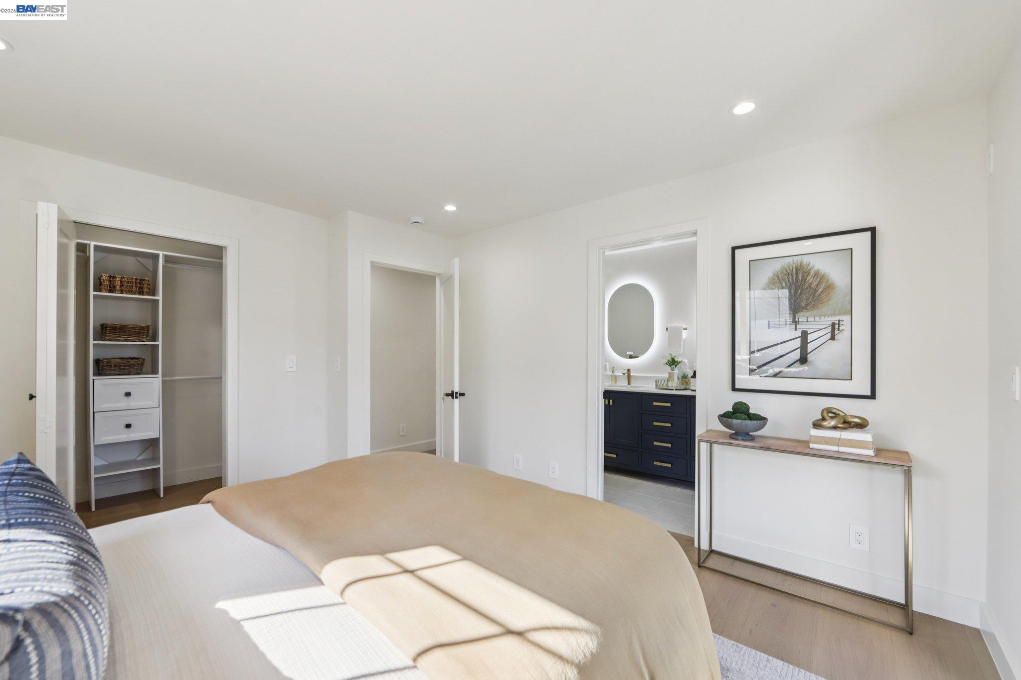 Detail Gallery Image 26 of 52 For 725 Alameda De Las Pulgas, San Mateo,  CA 94601 - 3 Beds | 3 Baths